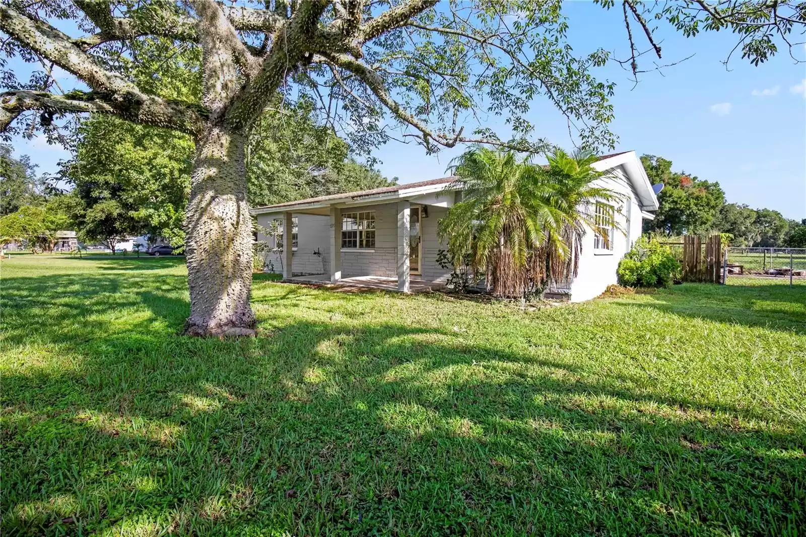 699 9TH STREET, FORT MEADE, Florida 33841, 4 Bedrooms Bedrooms, ,2 BathroomsBathrooms,Residential,For Sale,9TH,MFRU8247825