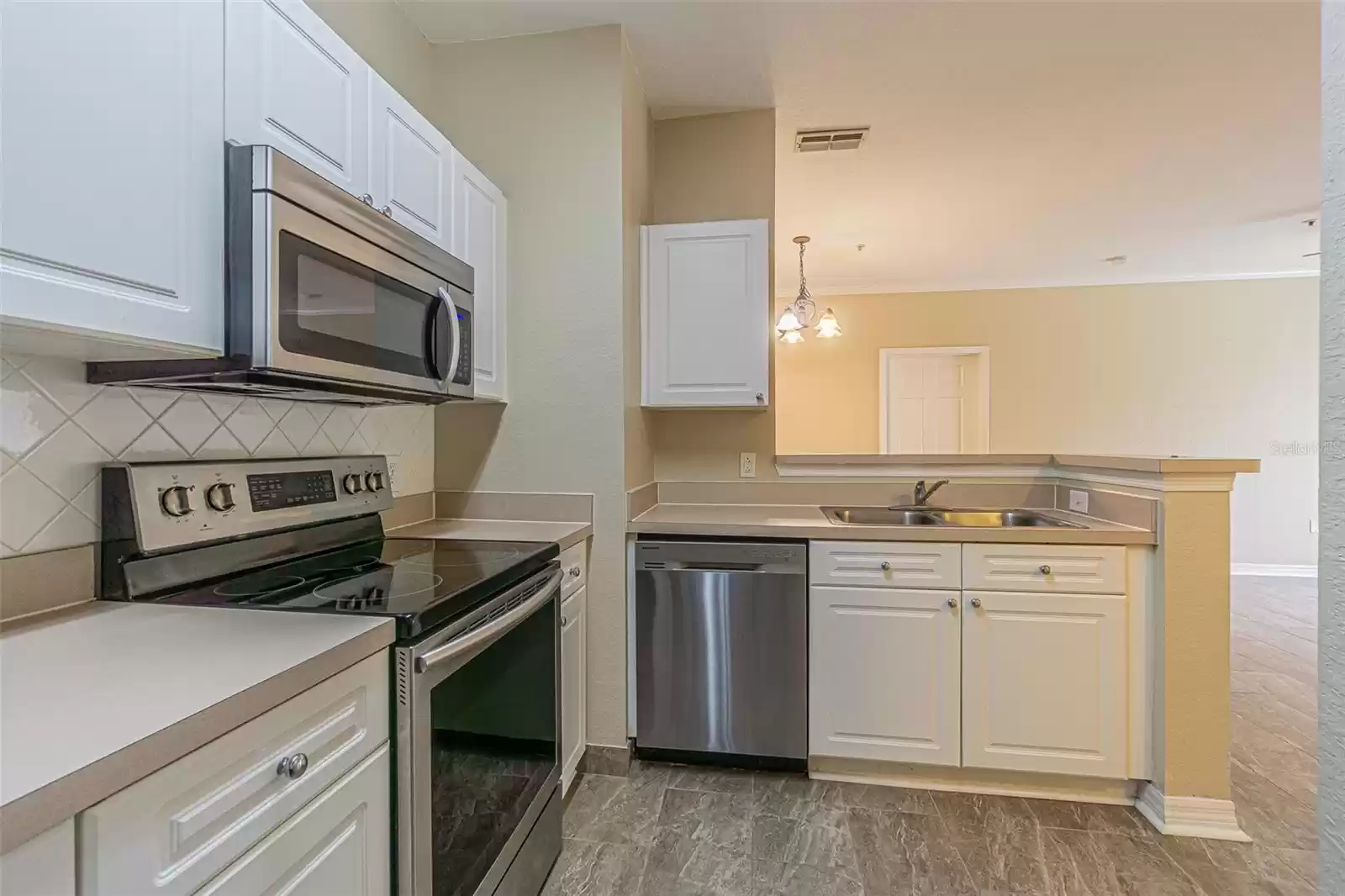 Kitchen with Appliances