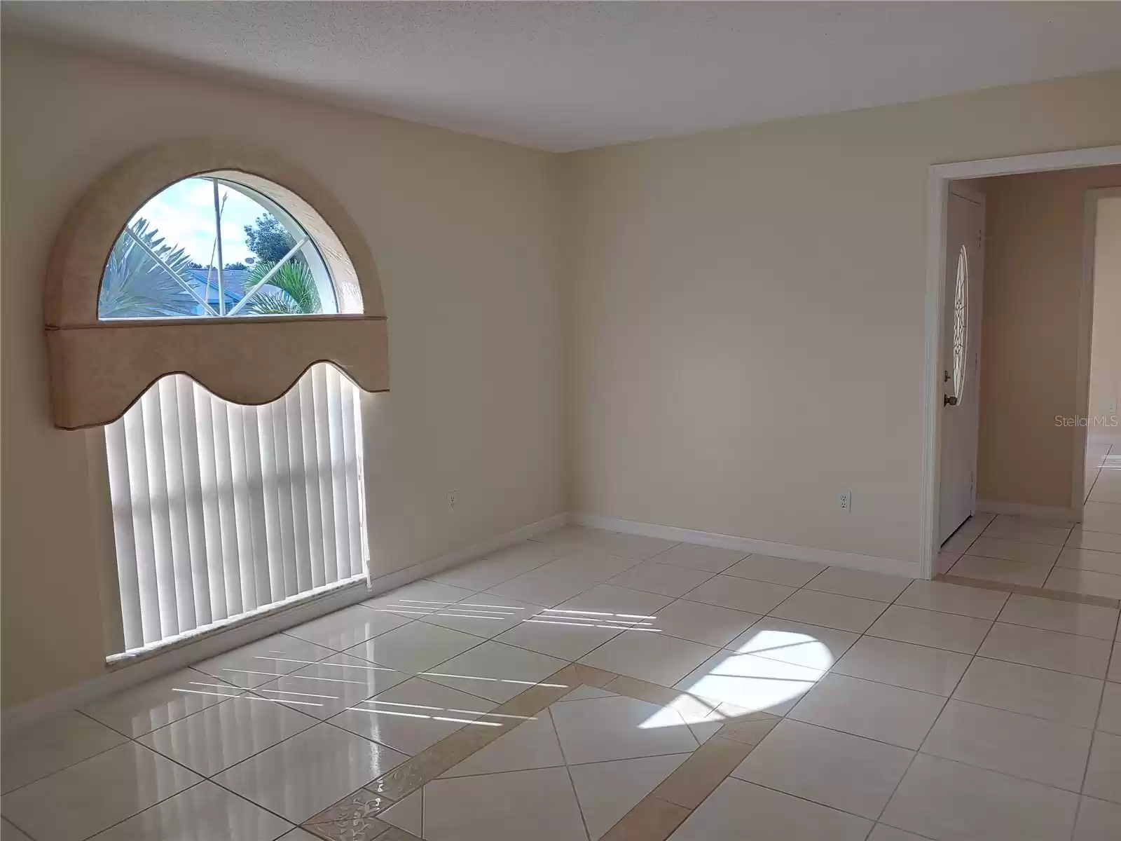 2825 CAMOMILE DRIVE, ORLANDO, Florida 32837, 4 Bedrooms Bedrooms, ,2 BathroomsBathrooms,Residential Lease,For Rent,CAMOMILE,MFRO6217427