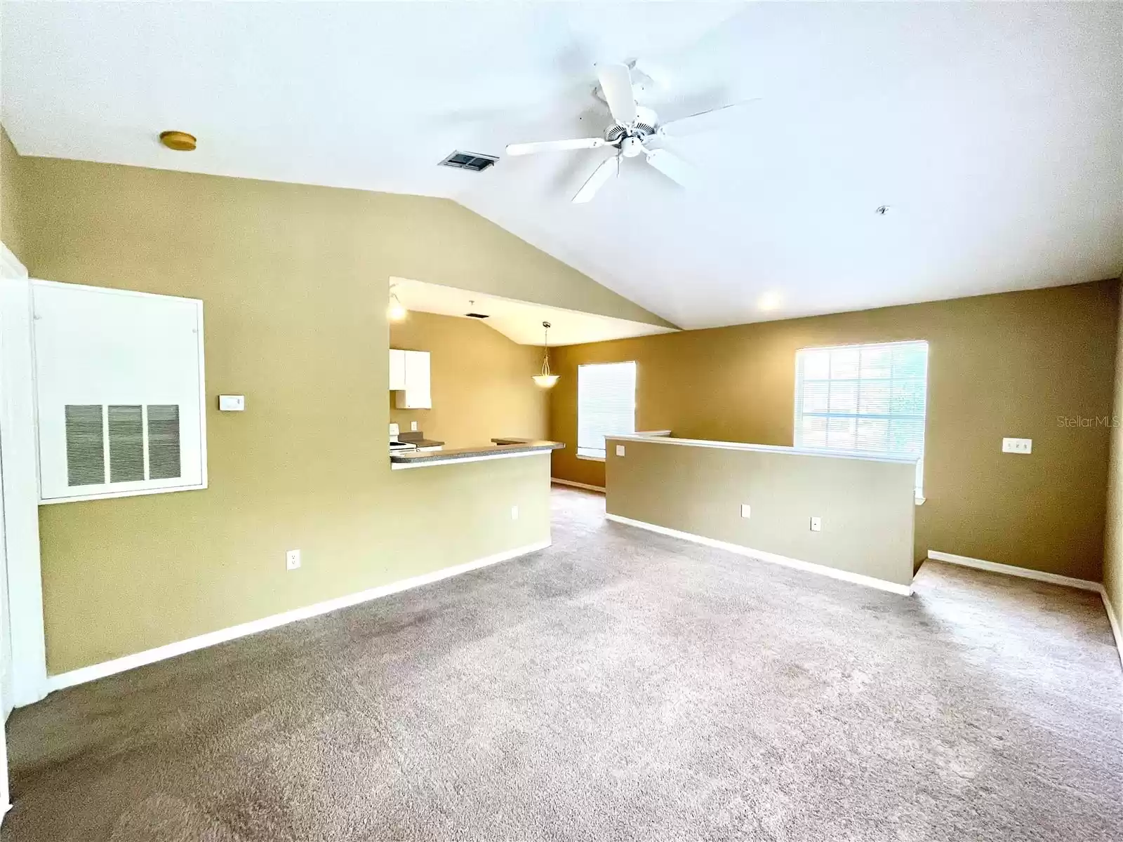 837 GRAND REGENCY POINT, ALTAMONTE SPRINGS, Florida 32714, 1 Bedroom Bedrooms, ,1 BathroomBathrooms,Residential,For Sale,GRAND REGENCY,MFRO6216526