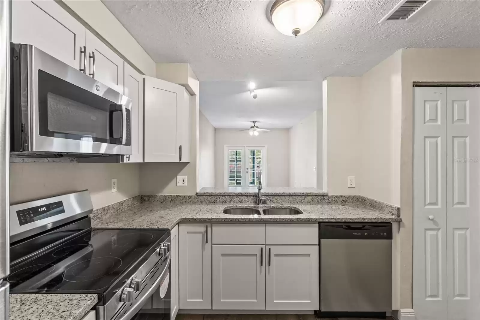 Kitchen Featuring New Appliances