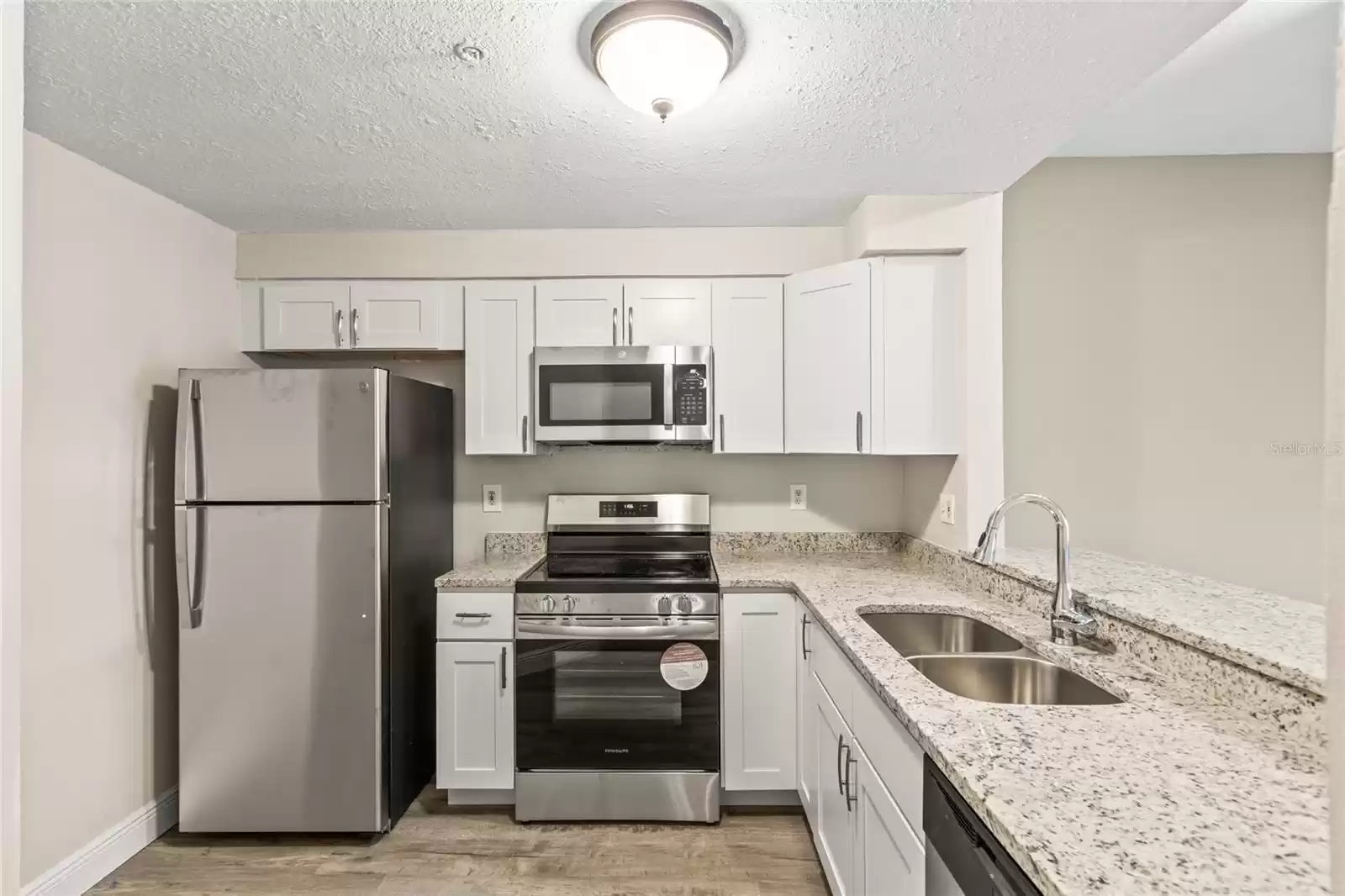 Kitchen Featuring New Appliances