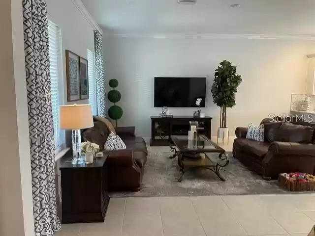 8943 LAKESHORE POINTE DRIVE, WINTER GARDEN, Florida 34787, 3 Bedrooms Bedrooms, ,2 BathroomsBathrooms,Residential,For Sale,LAKESHORE POINTE DRIVE,MFROM681024