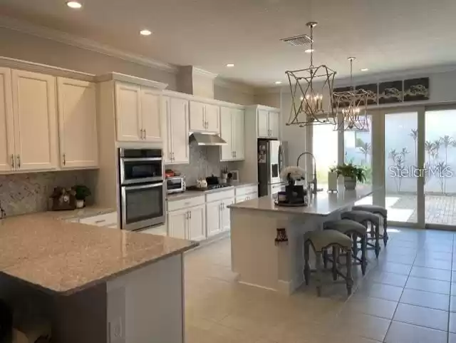 8943 LAKESHORE POINTE DRIVE, WINTER GARDEN, Florida 34787, 3 Bedrooms Bedrooms, ,2 BathroomsBathrooms,Residential,For Sale,LAKESHORE POINTE DRIVE,MFROM681024