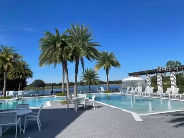 8943 LAKESHORE POINTE DRIVE, WINTER GARDEN, Florida 34787, 3 Bedrooms Bedrooms, ,2 BathroomsBathrooms,Residential,For Sale,LAKESHORE POINTE DRIVE,MFROM681024