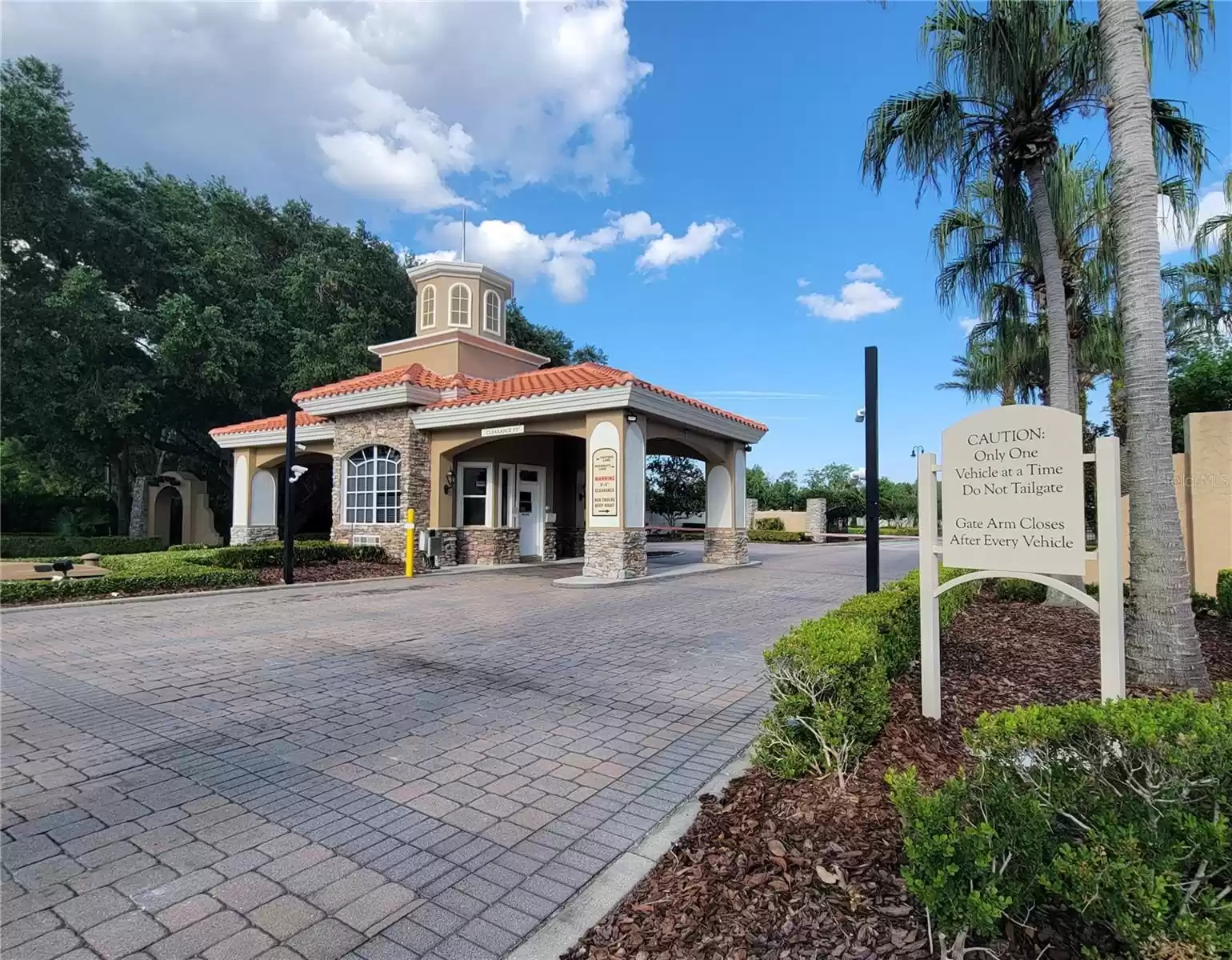 Entrance to Ridgewood Lakes