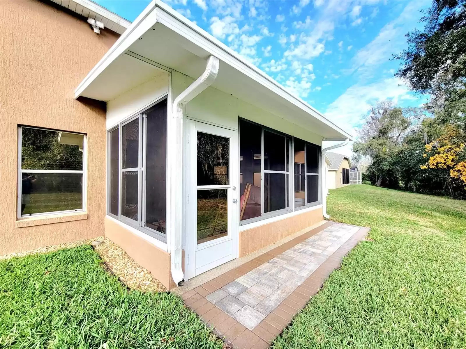 317 RIDGE VIEW DRIVE, DAVENPORT, Florida 33837, 3 Bedrooms Bedrooms, ,2 BathroomsBathrooms,Residential,For Sale,RIDGE VIEW,MFRS5107351