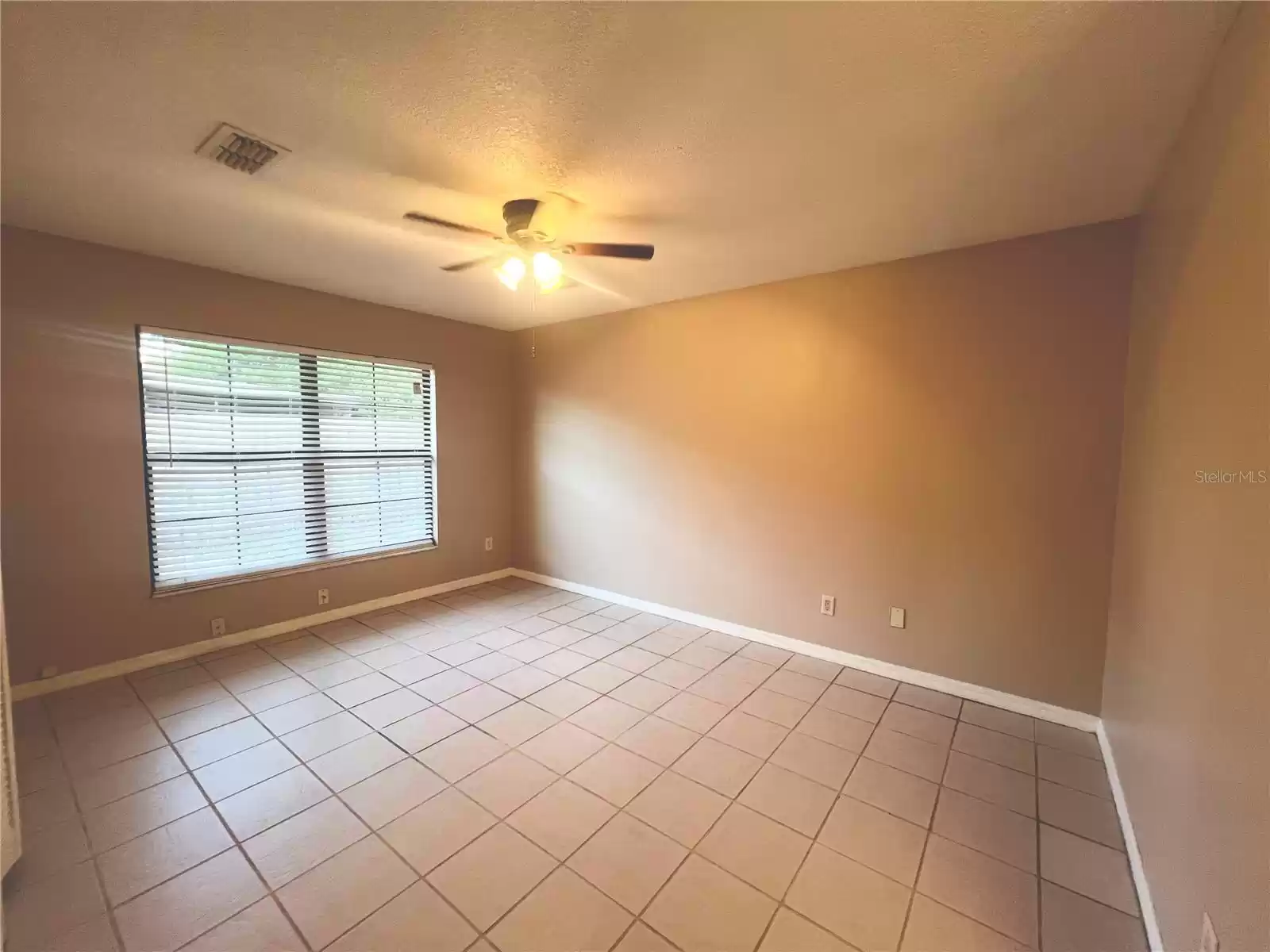 3180 OWASSA COURT, KISSIMMEE, Florida 34746, 2 Bedrooms Bedrooms, ,2 BathroomsBathrooms,Residential,For Sale,OWASSA,MFRS5107296