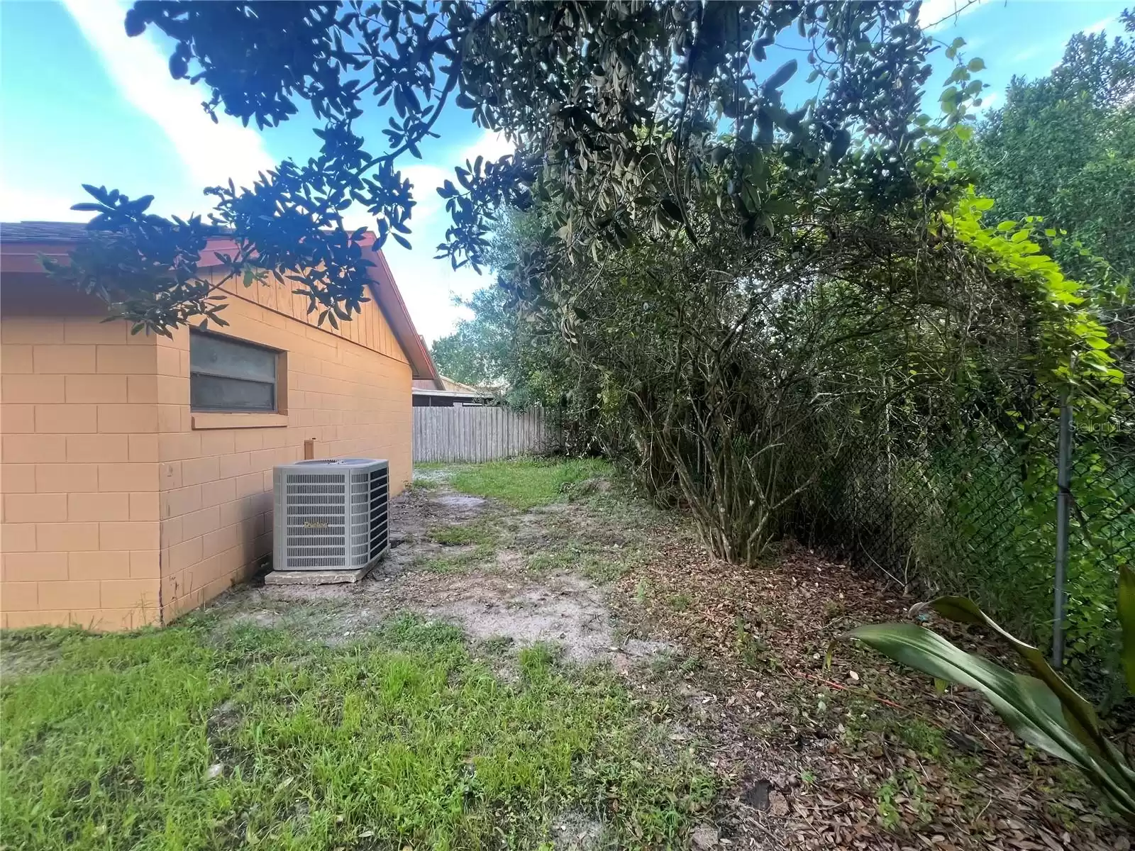 3180 OWASSA COURT, KISSIMMEE, Florida 34746, 2 Bedrooms Bedrooms, ,2 BathroomsBathrooms,Residential,For Sale,OWASSA,MFRS5107296