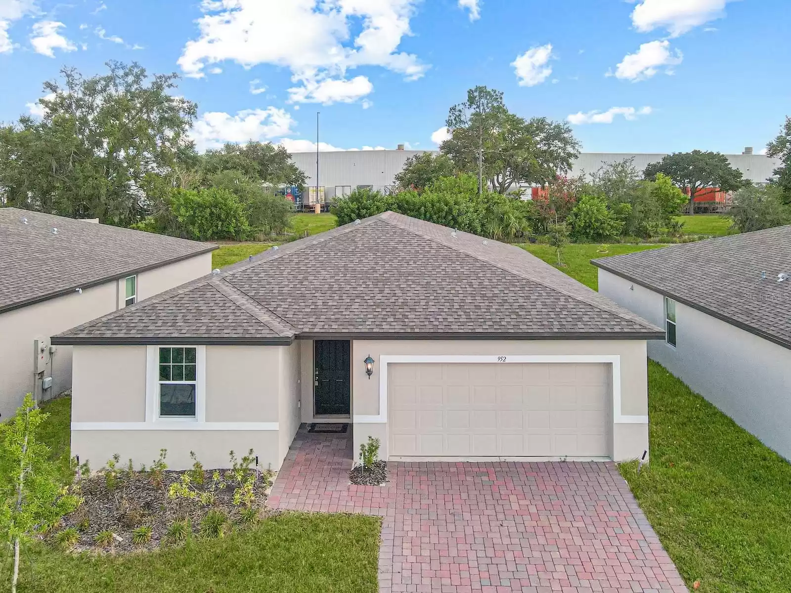 952 CAMBRIDGE DRIVE, WINTER HAVEN, Florida 33881, 4 Bedrooms Bedrooms, ,3 BathroomsBathrooms,Residential,For Sale,CAMBRIDGE,MFRO6144650