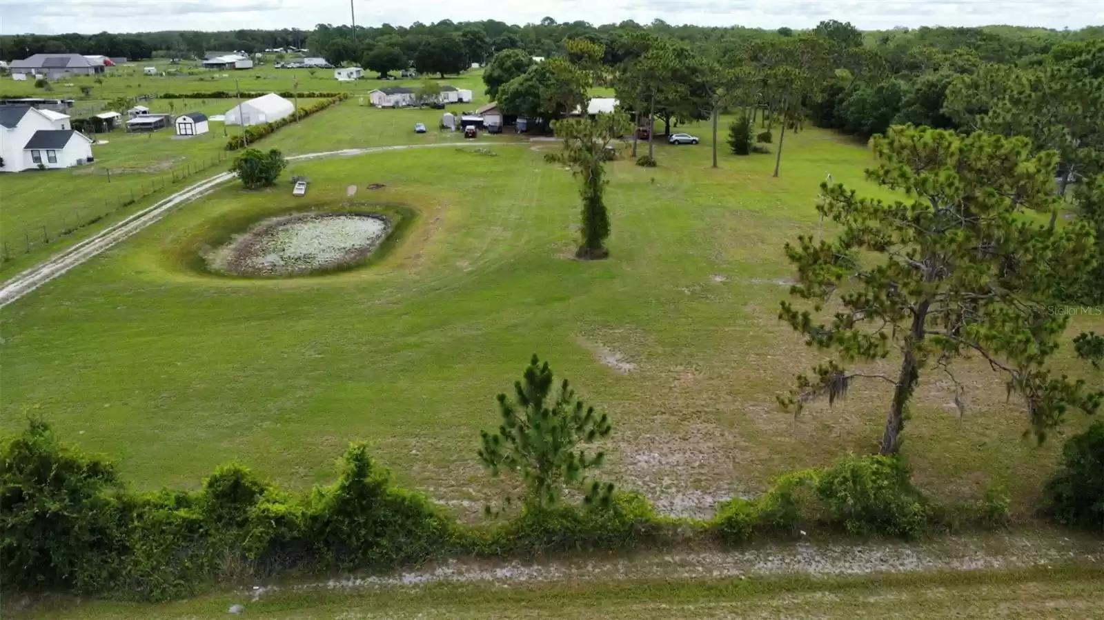 4255 HENRY J AVENUE, SAINT CLOUD, Florida 34772, 3 Bedrooms Bedrooms, ,2 BathroomsBathrooms,Residential,For Sale,HENRY J,MFRO6216899