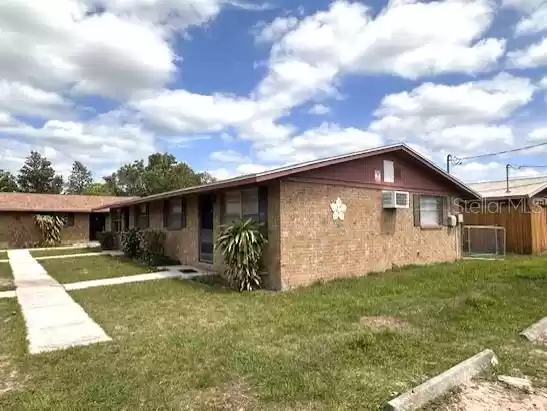 9406 EASTFIELD ROAD, THONOTOSASSA, Florida 33592, 2 Bedrooms Bedrooms, ,1 BathroomBathrooms,Residential Lease,For Rent,EASTFIELD,MFRT3536617