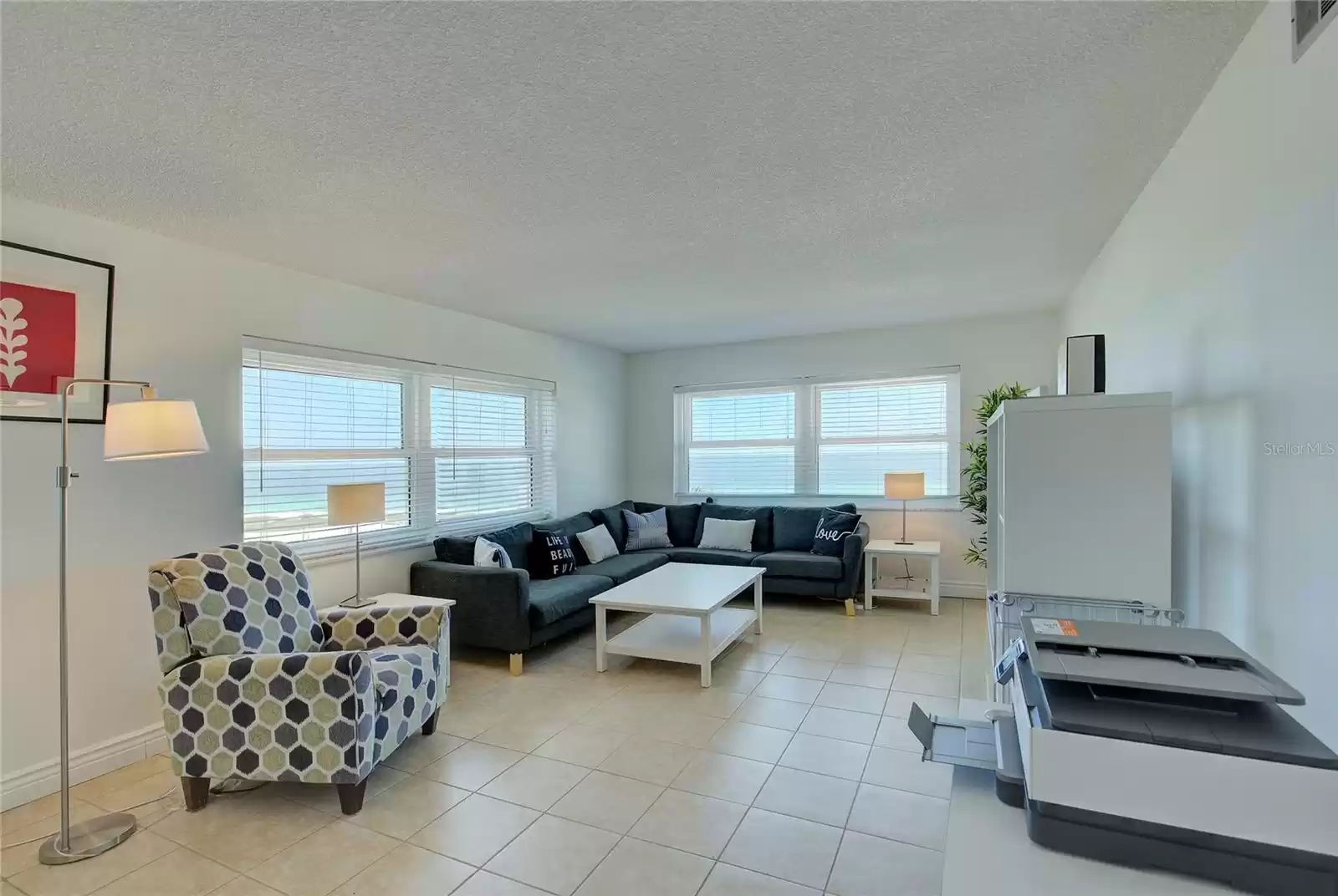 1270 GULF BOULEVARD, CLEARWATER, Florida 33767, 2 Bedrooms Bedrooms, ,2 BathroomsBathrooms,Residential Lease,For Rent,GULF,MFRU8247917