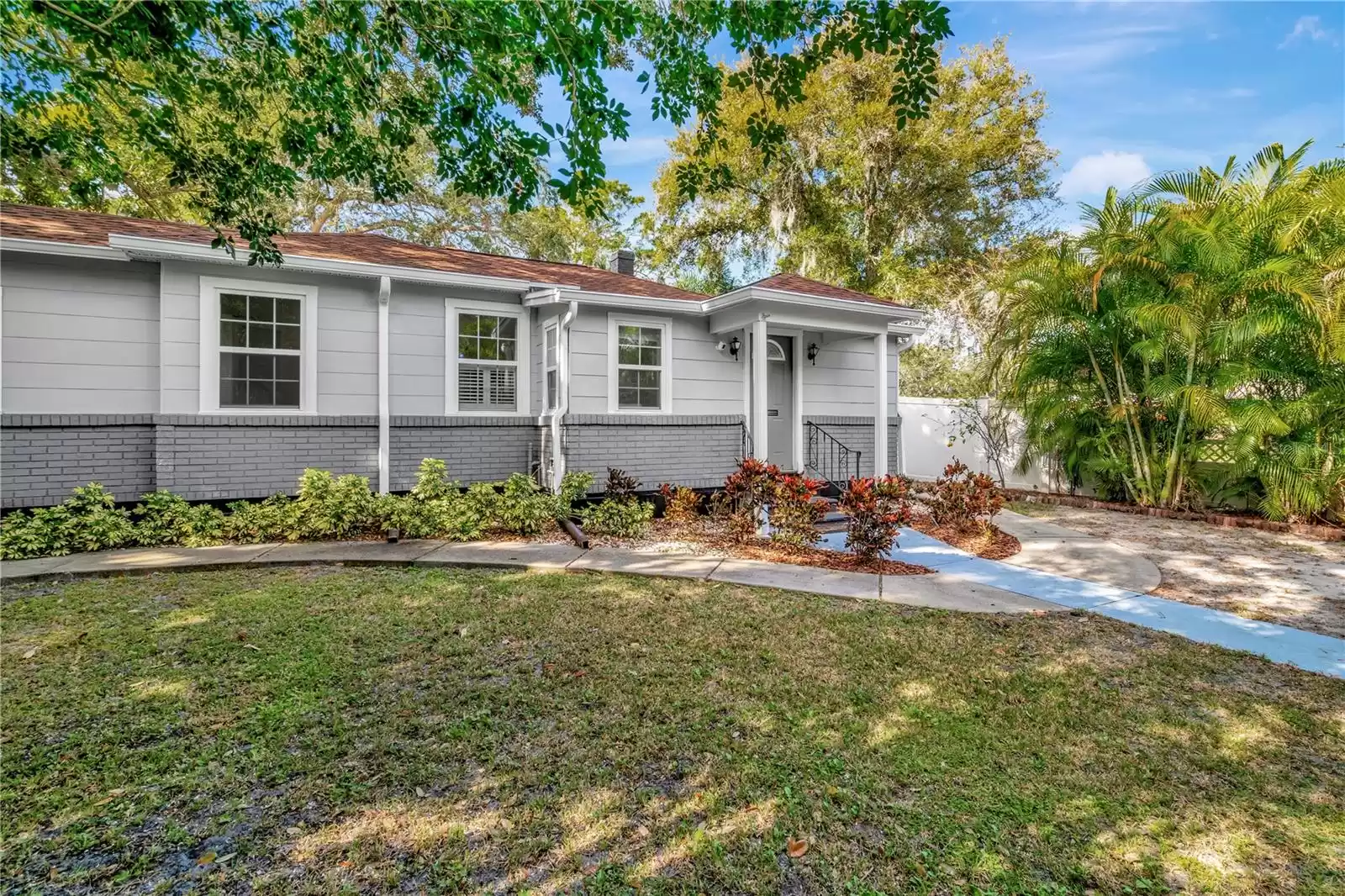 3002 ALLINE AVENUE, TAMPA, Florida 33611, 3 Bedrooms Bedrooms, ,2 BathroomsBathrooms,Residential Lease,For Rent,ALLINE,MFRU8248051