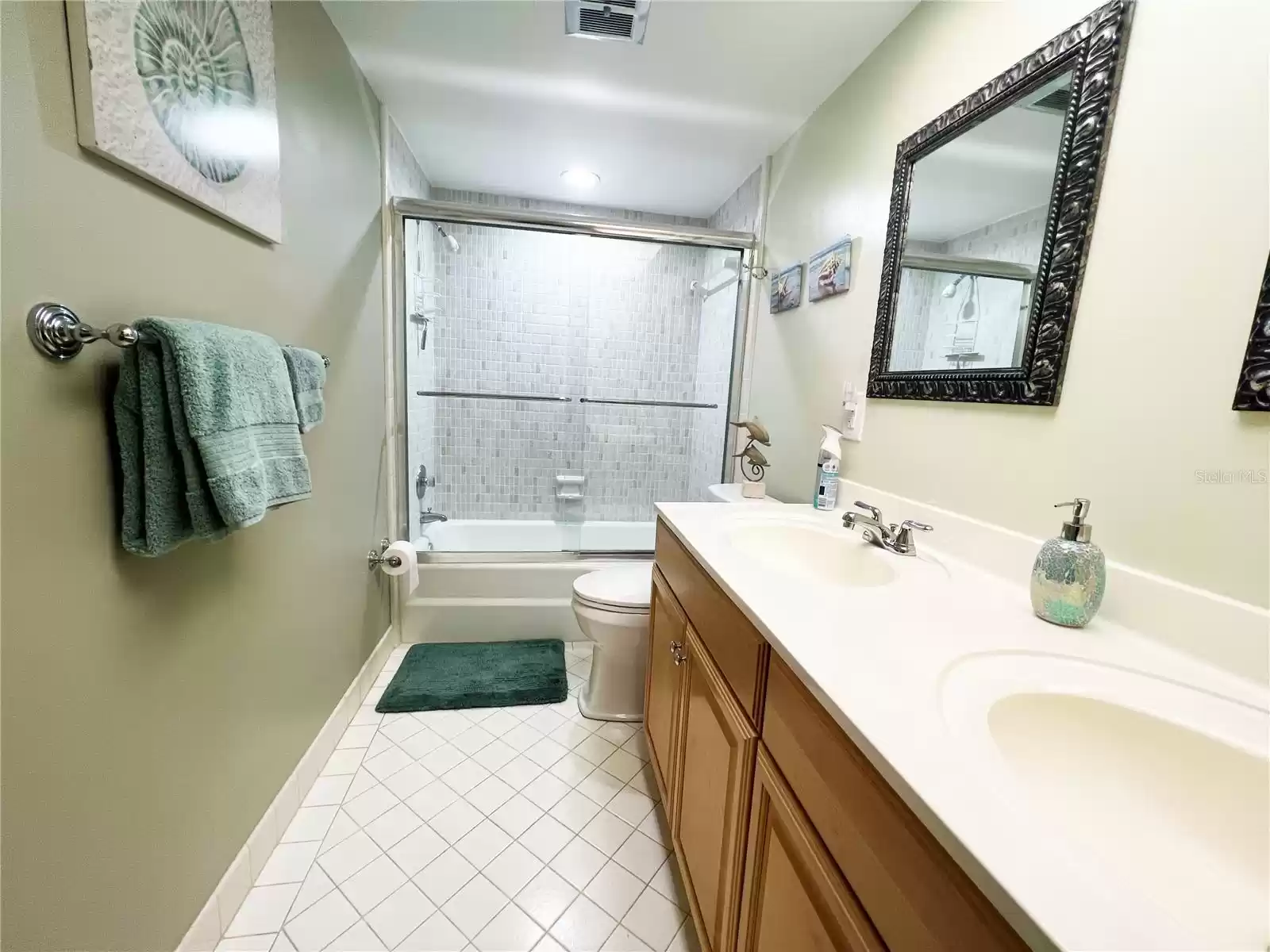 5220 BRITTANY DRIVE, SAINT PETERSBURG, Florida 33715, 2 Bedrooms Bedrooms, ,2 BathroomsBathrooms,Residential Lease,For Rent,BRITTANY,MFRU8248117