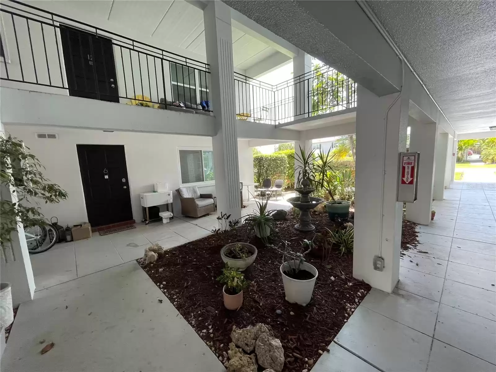 321 35TH AVENUE, ST PETERSBURG, Florida 33704, 1 Bedroom Bedrooms, ,1 BathroomBathrooms,Residential Lease,For Rent,35TH,MFRU8248154