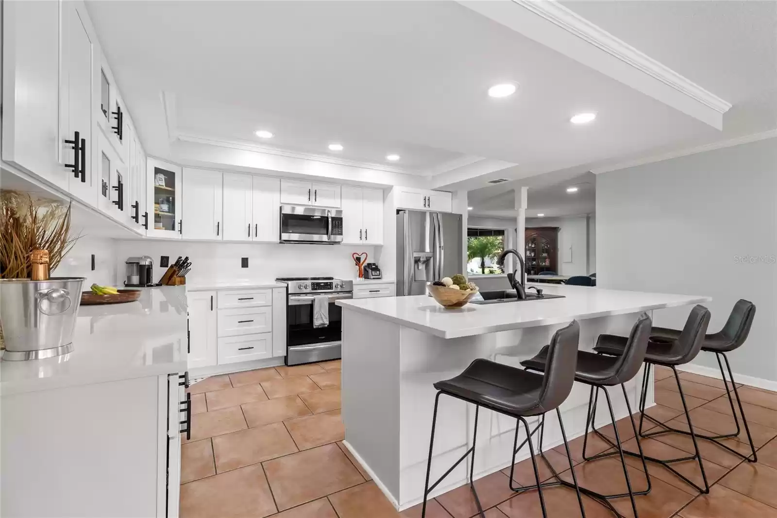 Beautifully Remodeled Kitchen