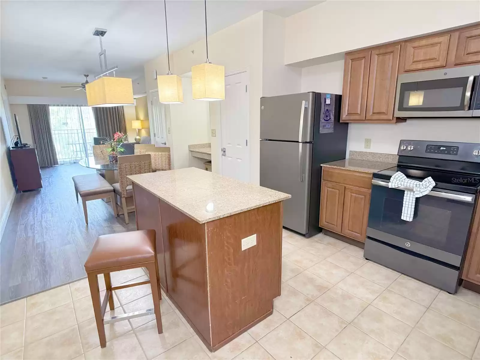 12521 FLORIDAYS RESORT DRIVE, ORLANDO, Florida 32821, 3 Bedrooms Bedrooms, ,2 BathroomsBathrooms,Residential,For Sale,FLORIDAYS RESORT,MFRS5107545