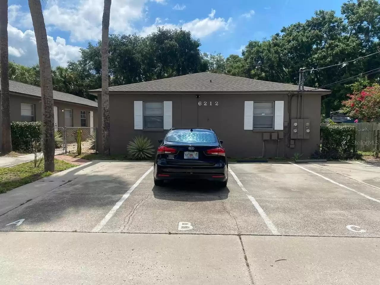 6212 MACDILL AVENUE, TAMPA, Florida 33611, 2 Bedrooms Bedrooms, ,1 BathroomBathrooms,Residential Lease,For Rent,MACDILL,MFRT3537431