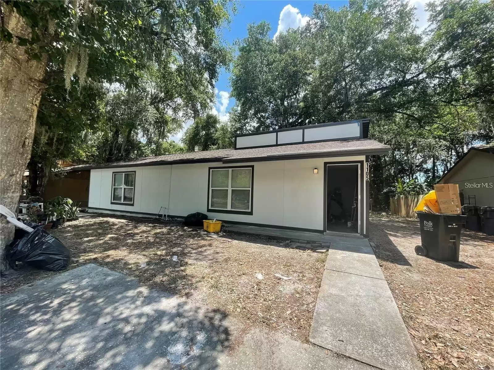 1105 OLD SOUTH DRIVE, LAKELAND, Florida 33811, 2 Bedrooms Bedrooms, ,1 BathroomBathrooms,Residential Lease,For Rent,OLD SOUTH,MFRS5107621