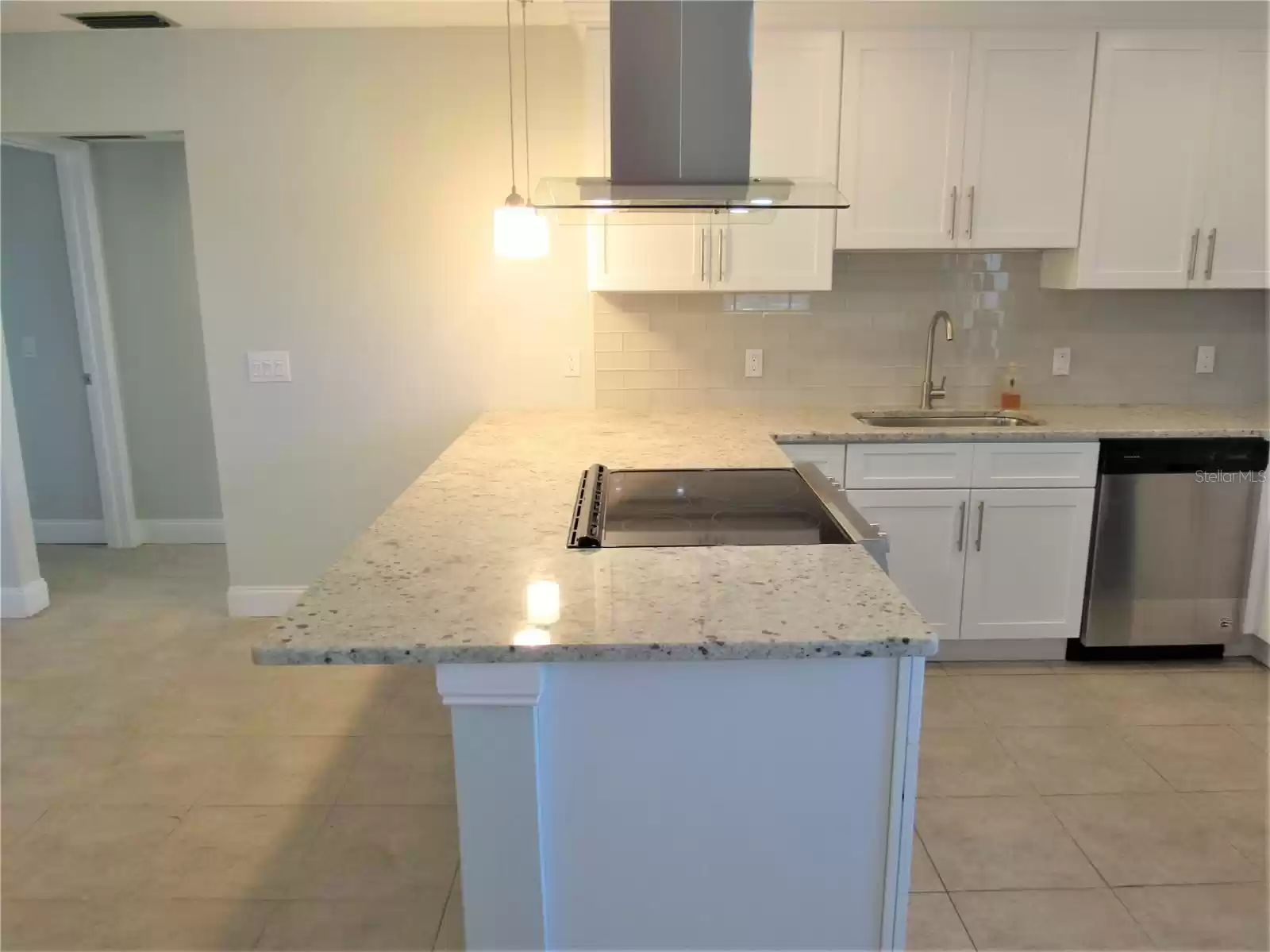 4050 4TH STREET, ST PETERSBURG, Florida 33703, 2 Bedrooms Bedrooms, ,1 BathroomBathrooms,Residential Lease,For Rent,4TH,MFRU8248327