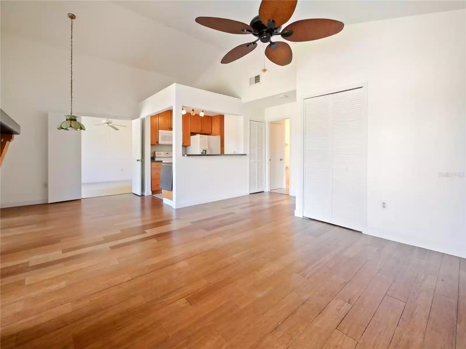 Main living - Dining room