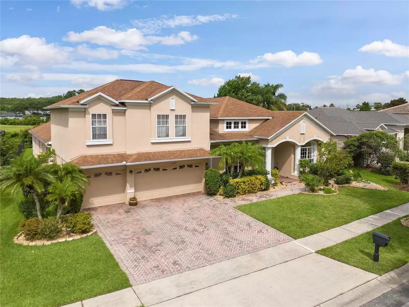 2628 WINDSORGATE LANE, ORLANDO, Florida 32828, 5 Bedrooms Bedrooms, ,3 BathroomsBathrooms,Residential Lease,For Rent,WINDSORGATE,MFRO6218074