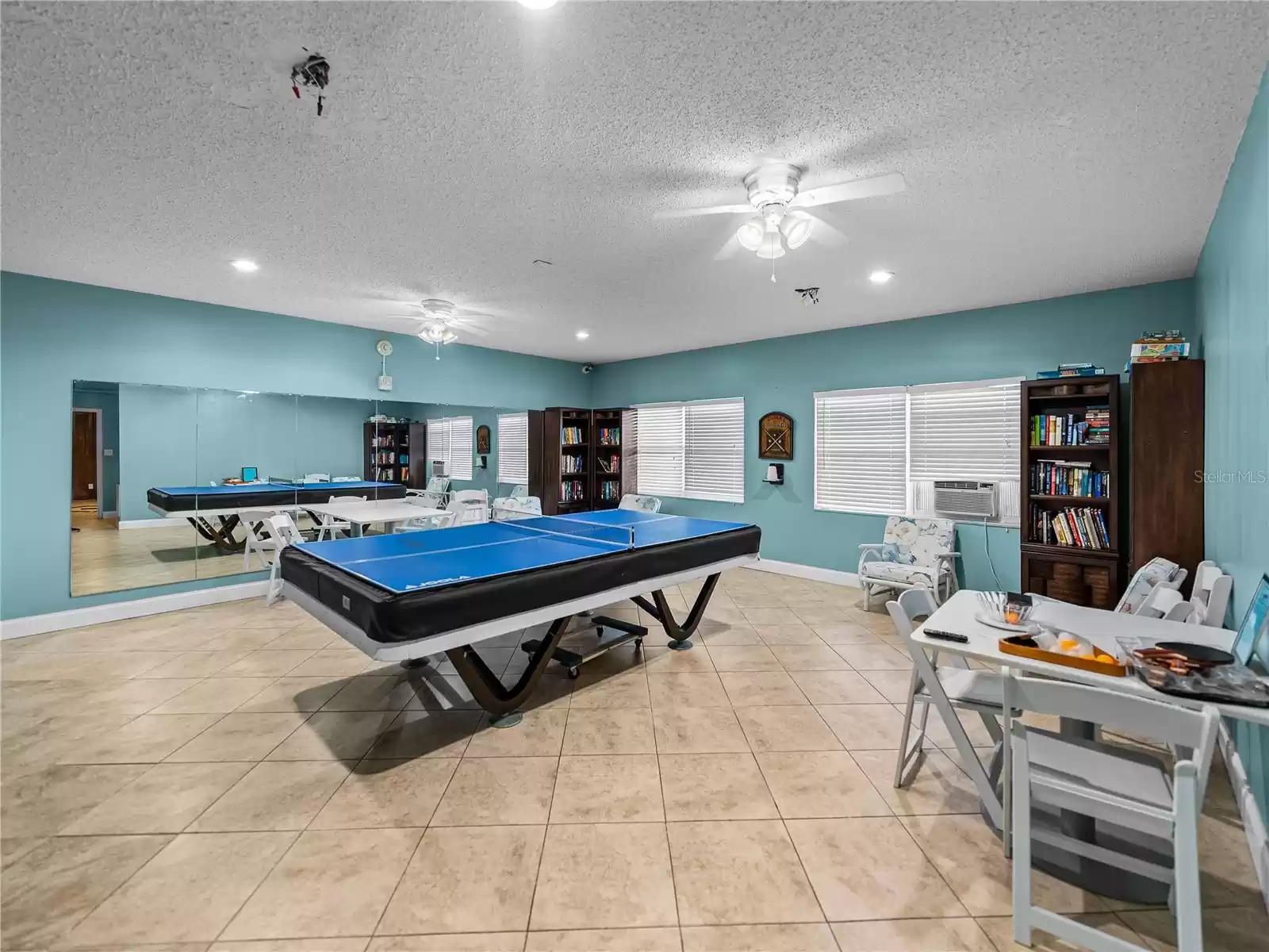 7200 SUNSHINE SKYWAY LANE, SAINT PETERSBURG, Florida 33711, 1 Bedroom Bedrooms, ,1 BathroomBathrooms,Residential Lease,For Rent,SUNSHINE SKYWAY,MFRU8247546