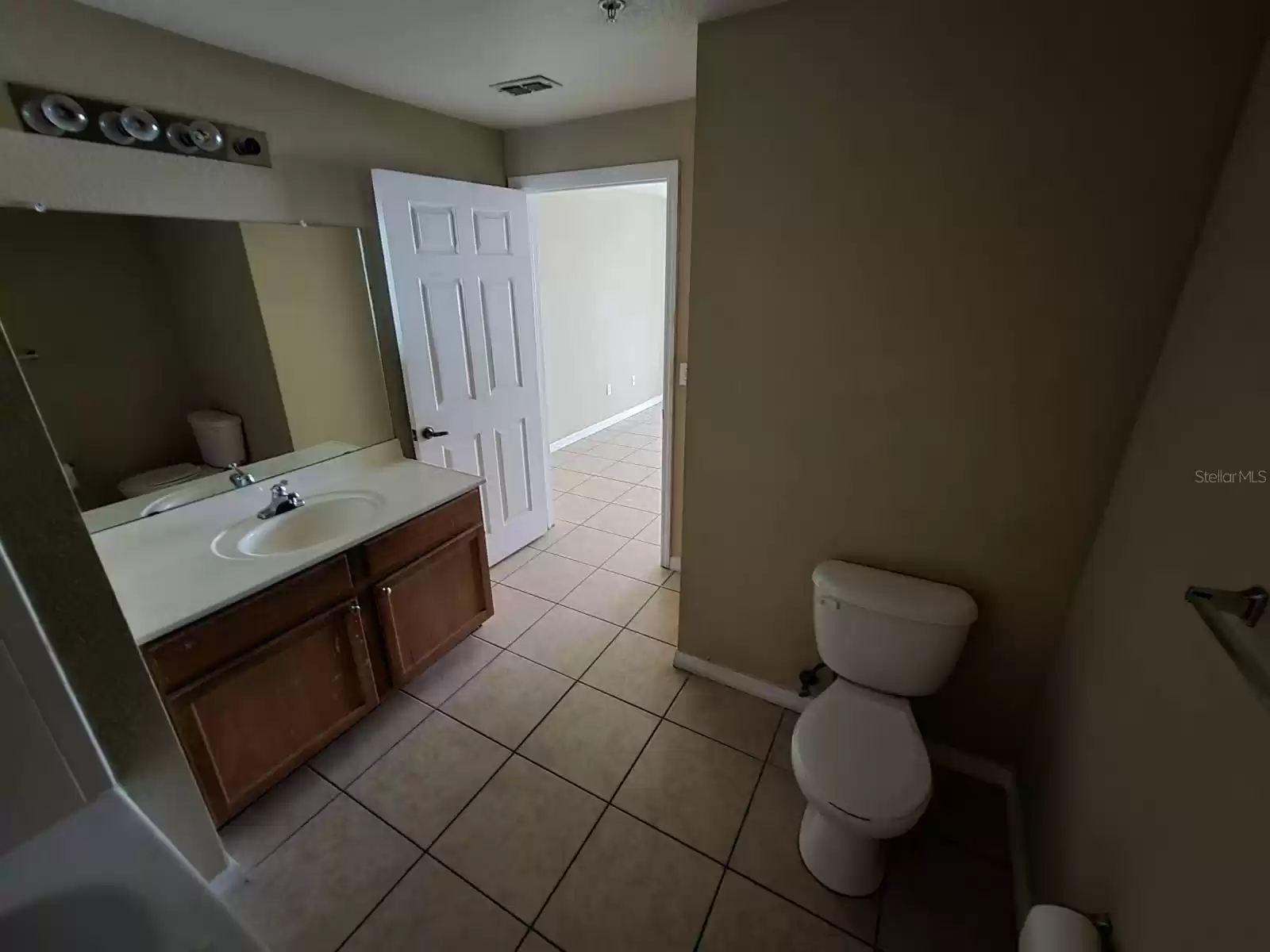 2214 SAN VITTORINO CIRCLE, KISSIMMEE, Florida 34741, 3 Bedrooms Bedrooms, ,2 BathroomsBathrooms,Residential Lease,For Rent,SAN VITTORINO,MFRO6219019