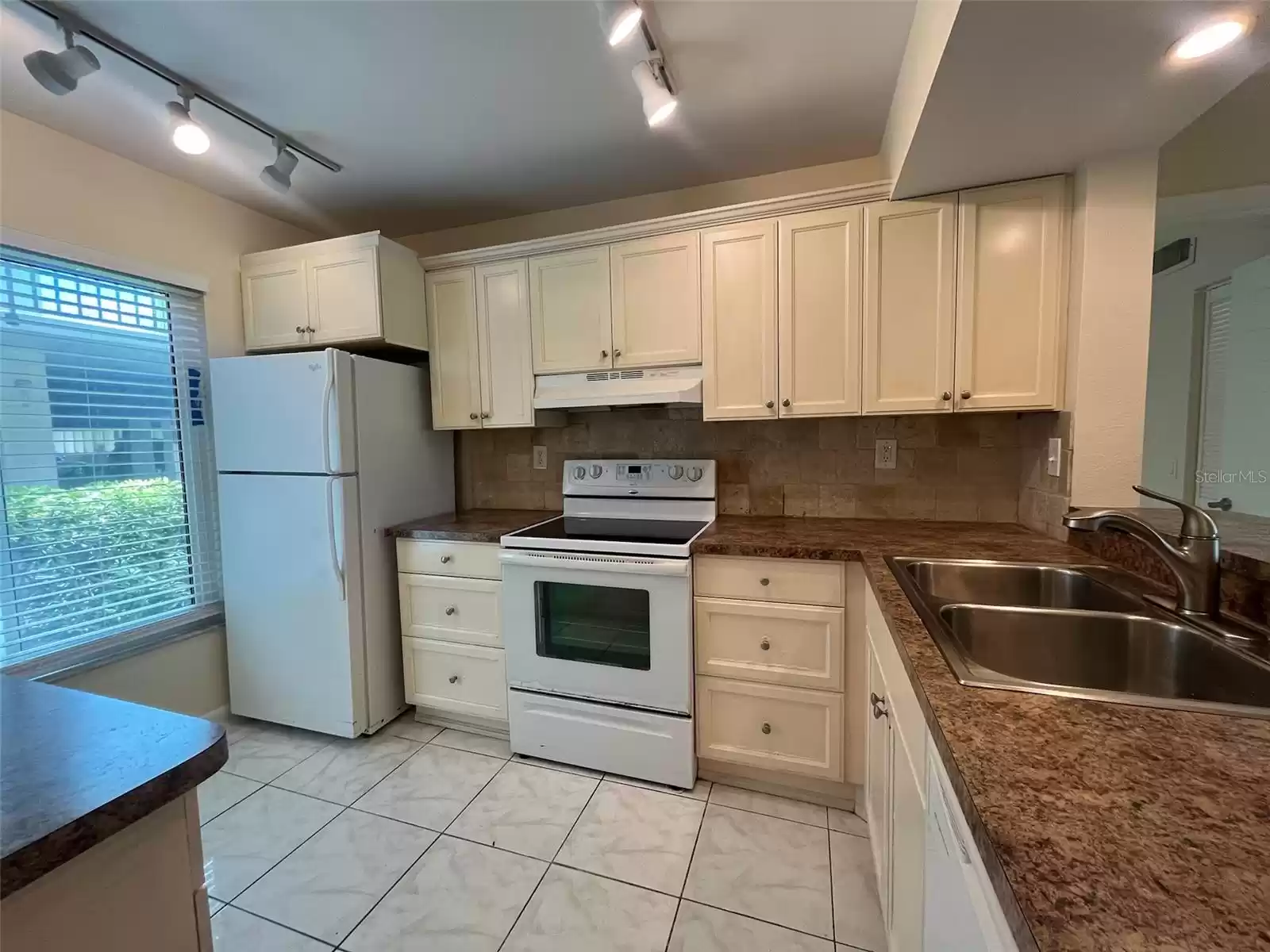 6219 PALMA DEL MAR BOULEVARD, ST PETERSBURG, Florida 33715, 2 Bedrooms Bedrooms, ,2 BathroomsBathrooms,Residential Lease,For Rent,PALMA DEL MAR,MFRU8248447