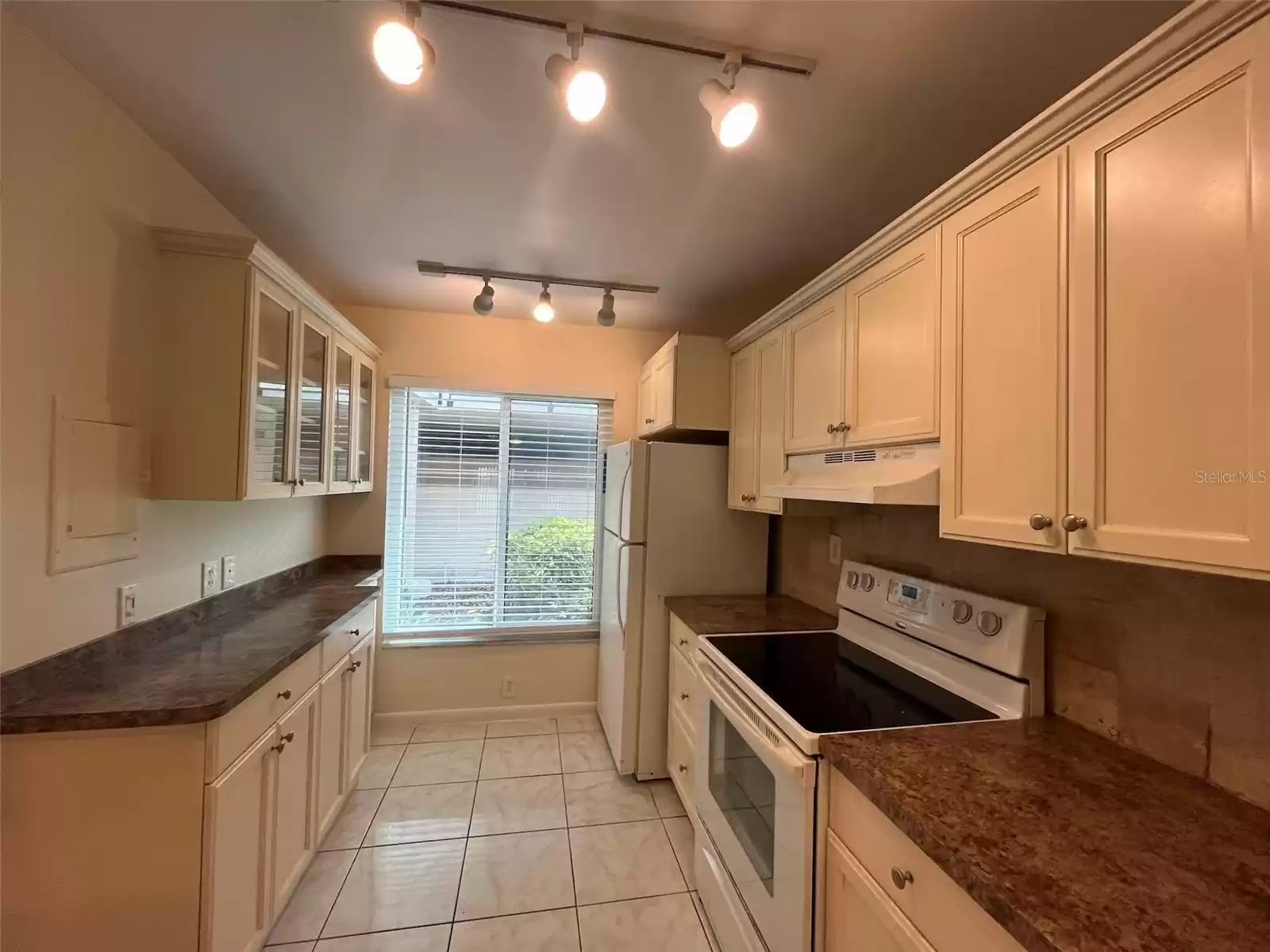 6219 PALMA DEL MAR BOULEVARD, ST PETERSBURG, Florida 33715, 2 Bedrooms Bedrooms, ,2 BathroomsBathrooms,Residential Lease,For Rent,PALMA DEL MAR,MFRU8248447