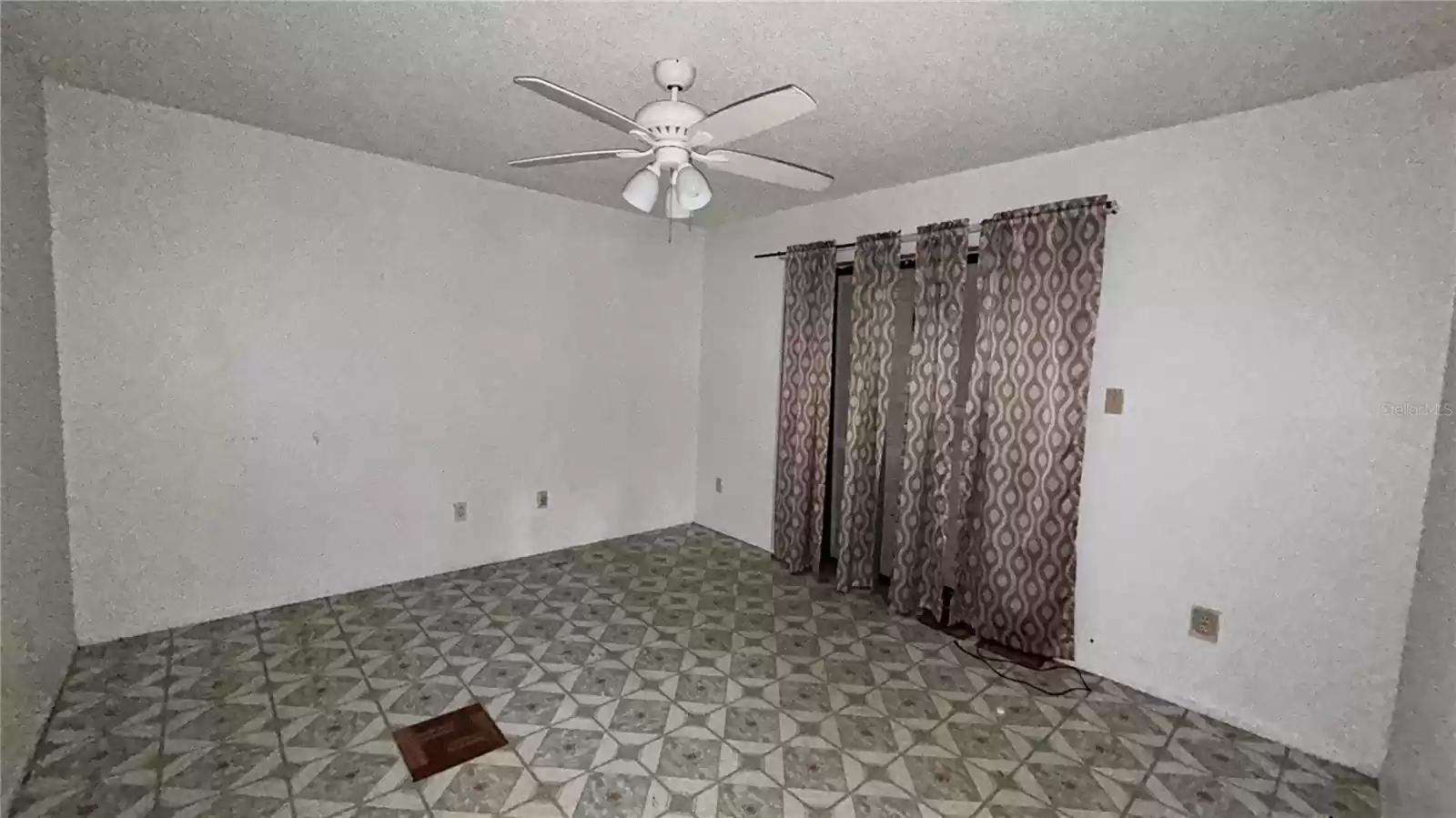 1204 EASTON STREET, ORLANDO, Florida 32825, 2 Bedrooms Bedrooms, ,2 BathroomsBathrooms,Residential,For Sale,EASTON,MFRO6218272