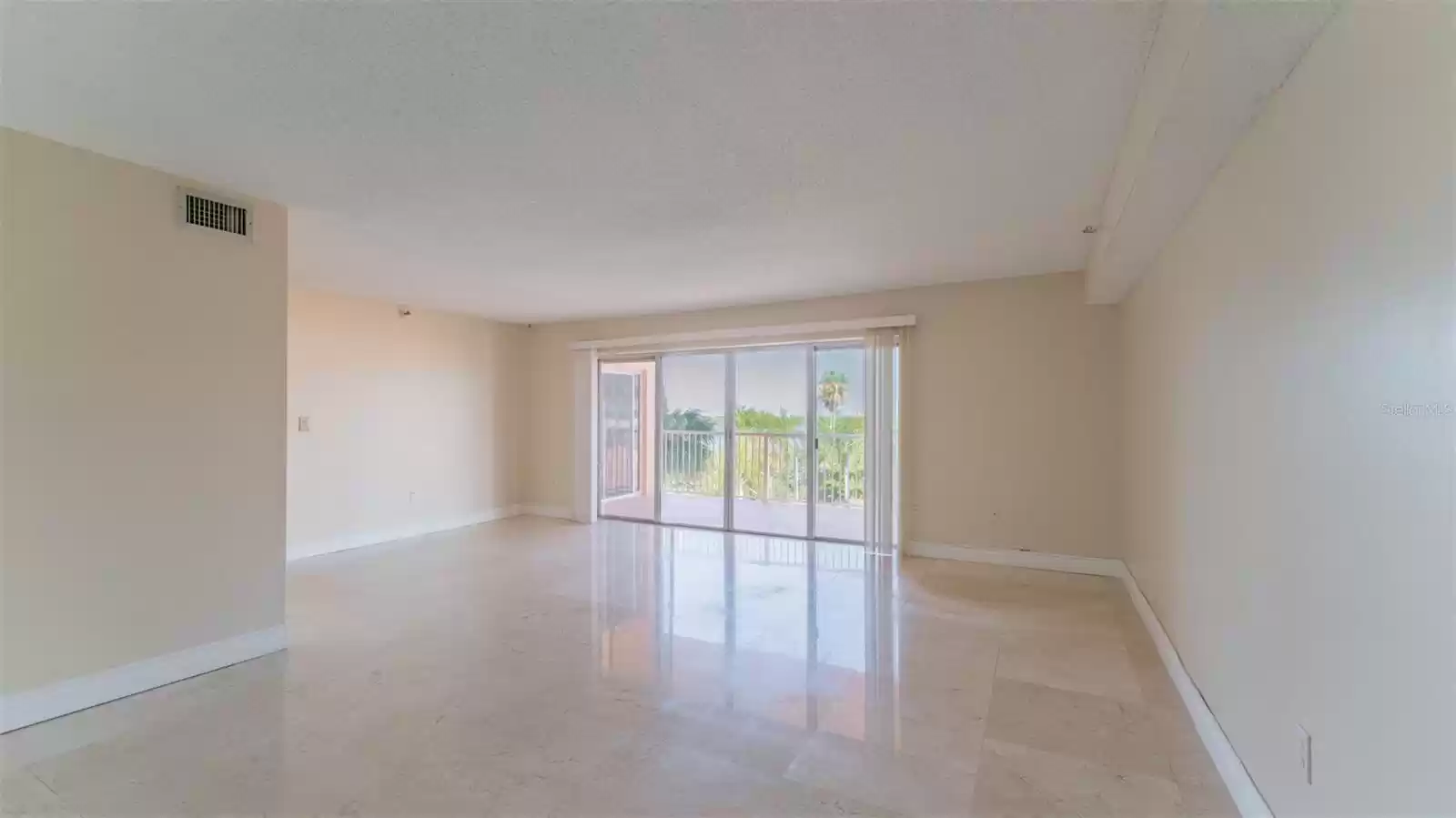 7430 SUNSHINE SKYWAY LANE, ST PETERSBURG, Florida 33711, 2 Bedrooms Bedrooms, ,2 BathroomsBathrooms,Residential Lease,For Rent,SUNSHINE SKYWAY,MFRT3538292