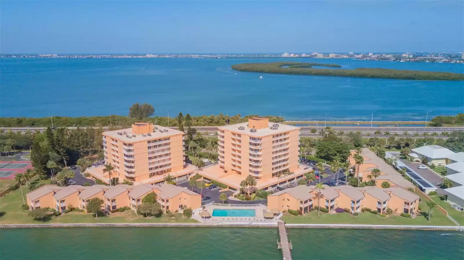 7430 SUNSHINE SKYWAY LANE, ST PETERSBURG, Florida 33711, 2 Bedrooms Bedrooms, ,2 BathroomsBathrooms,Residential Lease,For Rent,SUNSHINE SKYWAY,MFRT3538292