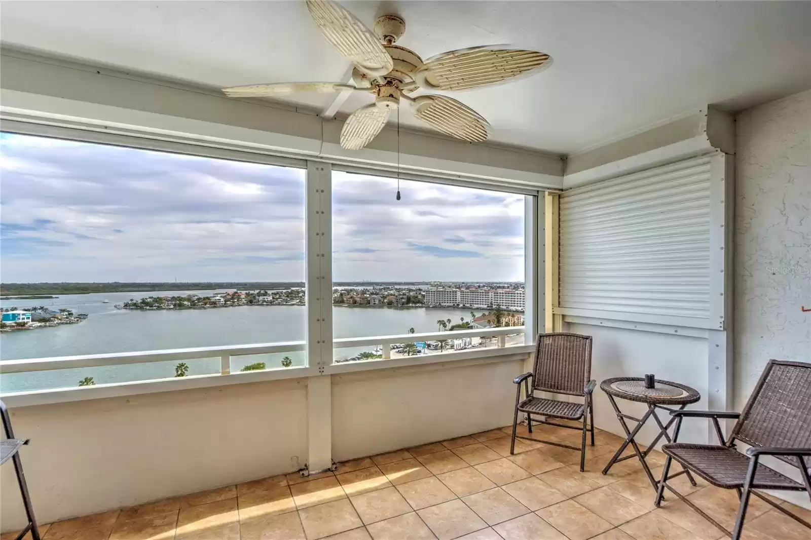 17920 GULF BOULEVARD, REDINGTON SHORES, Florida 33708, 2 Bedrooms Bedrooms, ,2 BathroomsBathrooms,Residential Lease,For Rent,GULF,MFRU8248662