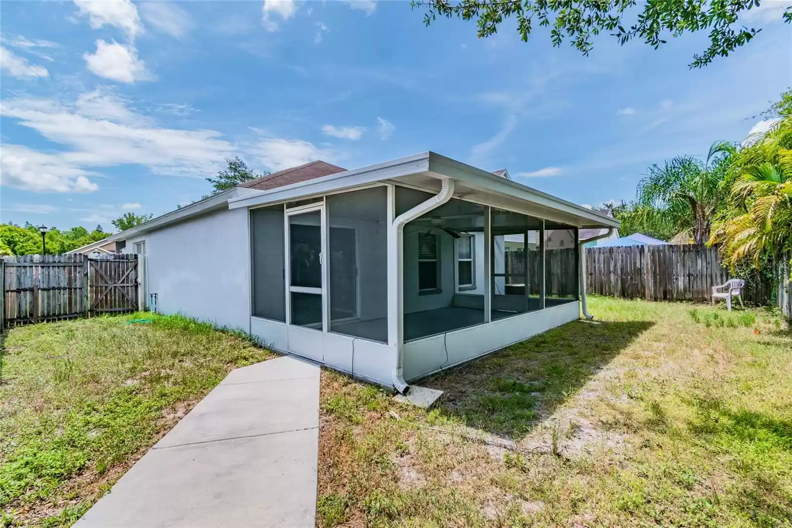 13136 CARROLLWOOD CREEK DRIVE, TAMPA, Florida 33624, 4 Bedrooms Bedrooms, ,2 BathroomsBathrooms,Residential Lease,For Rent,CARROLLWOOD CREEK,MFRT3538351