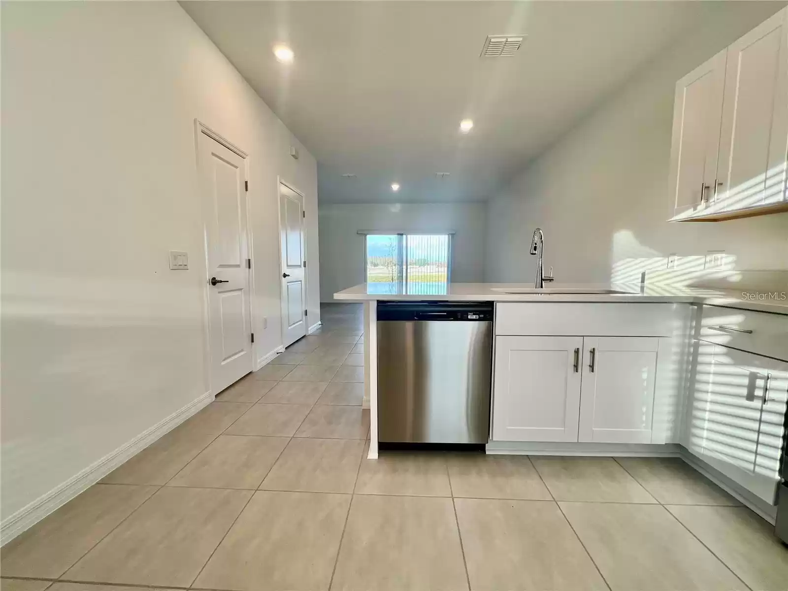 2021 VIEWFINDER STREET, KISSIMMEE, Florida 34758, 2 Bedrooms Bedrooms, ,2 BathroomsBathrooms,Residential Lease,For Rent,VIEWFINDER,MFRO6219645