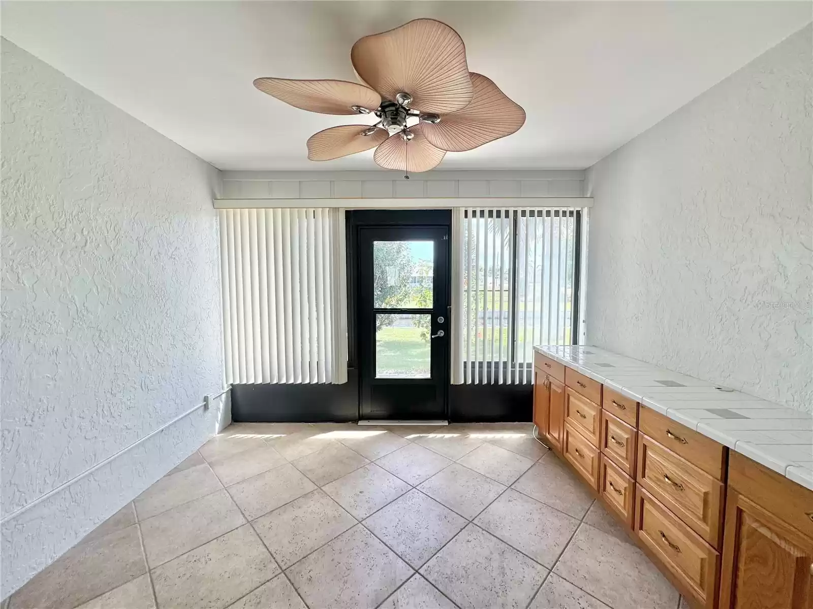 2600 LUCERNE PARK ROAD, WINTER HAVEN, Florida 33881, 2 Bedrooms Bedrooms, ,1 BathroomBathrooms,Residential Lease,For Rent,LUCERNE PARK,MFRP4931051