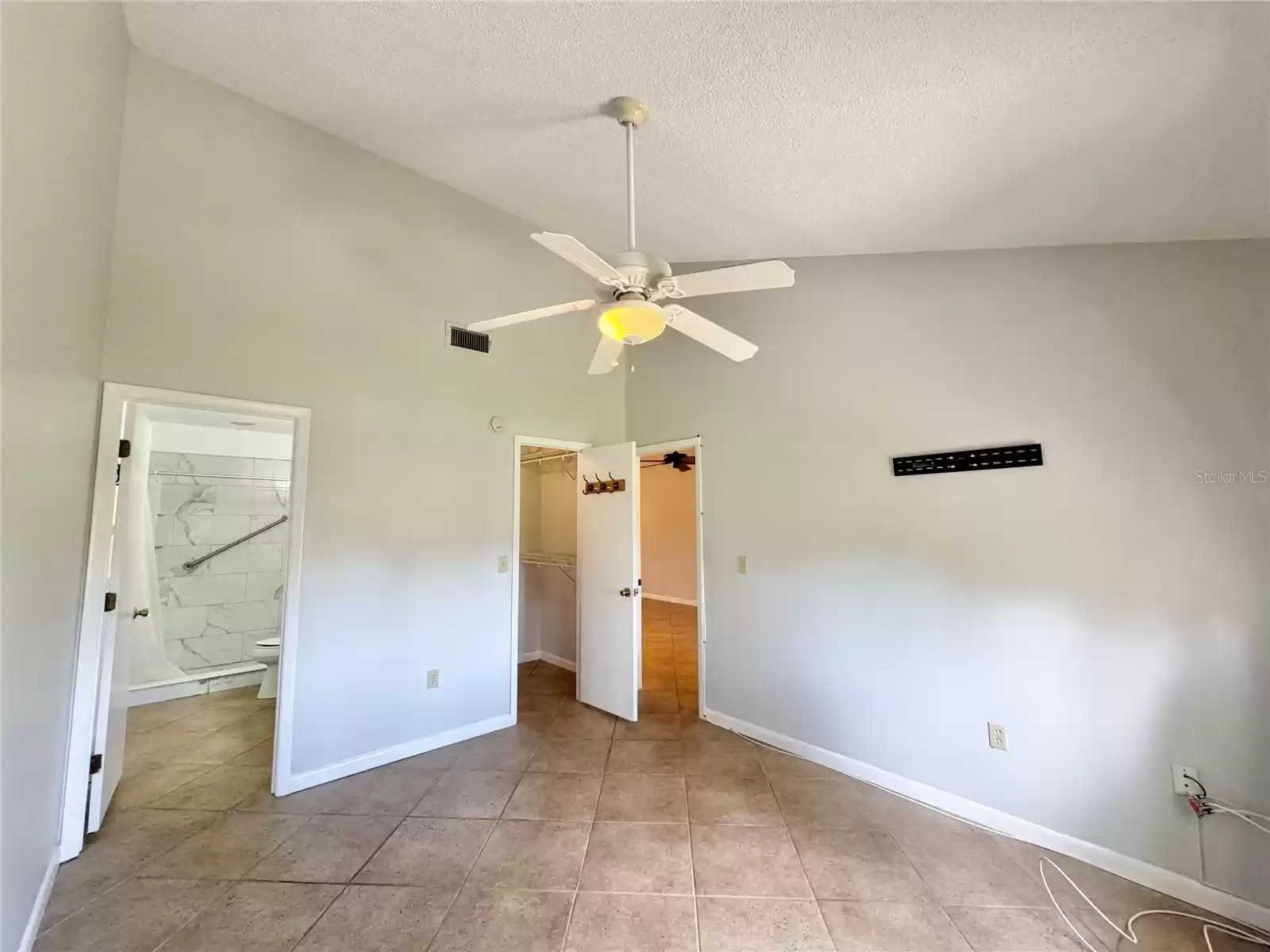 2600 LUCERNE PARK ROAD, WINTER HAVEN, Florida 33881, 2 Bedrooms Bedrooms, ,1 BathroomBathrooms,Residential Lease,For Rent,LUCERNE PARK,MFRP4931051