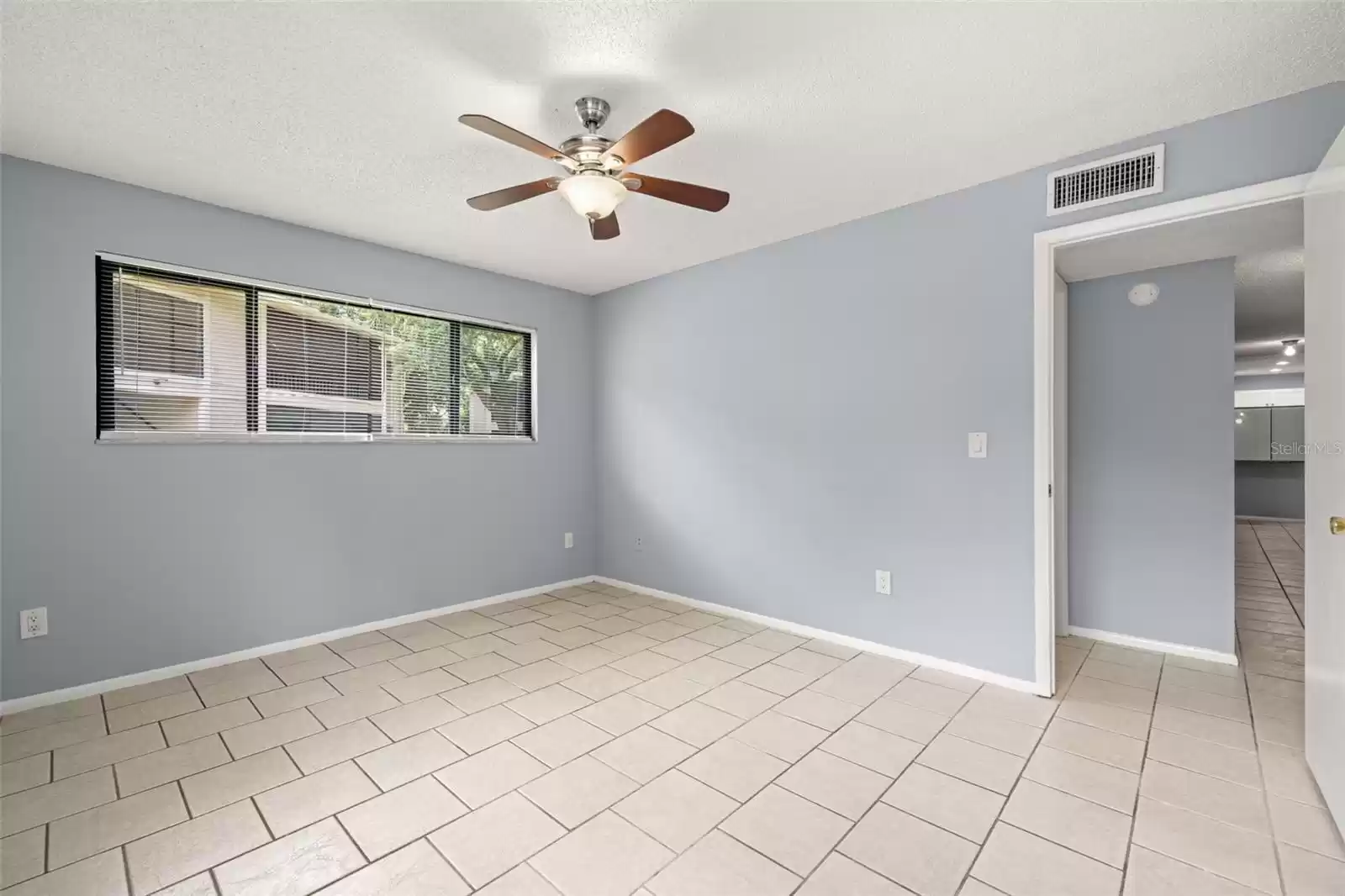 6008 LAKETREE LANE, TEMPLE TERRACE, Florida 33617, 3 Bedrooms Bedrooms, ,2 BathroomsBathrooms,Residential Lease,For Rent,LAKETREE,MFRT3538374