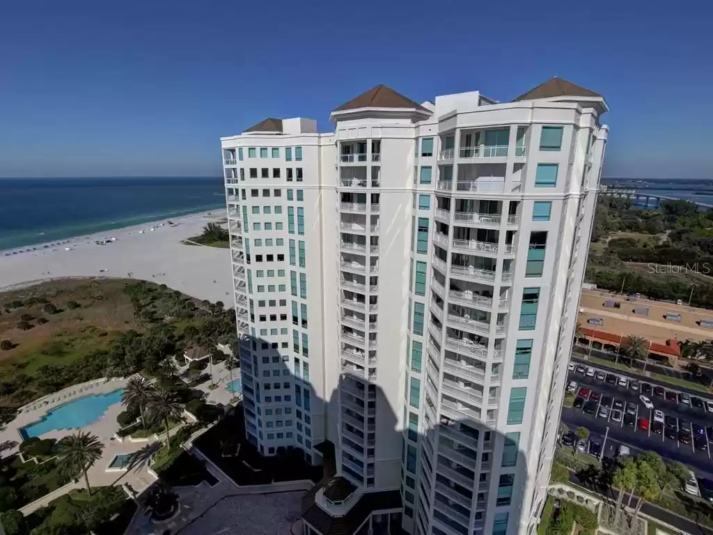 1170 GULF BOULEVARD, CLEARWATER BEACH, Florida 33767, 2 Bedrooms Bedrooms, ,2 BathroomsBathrooms,Residential Lease,For Rent,GULF,MFRU8248673