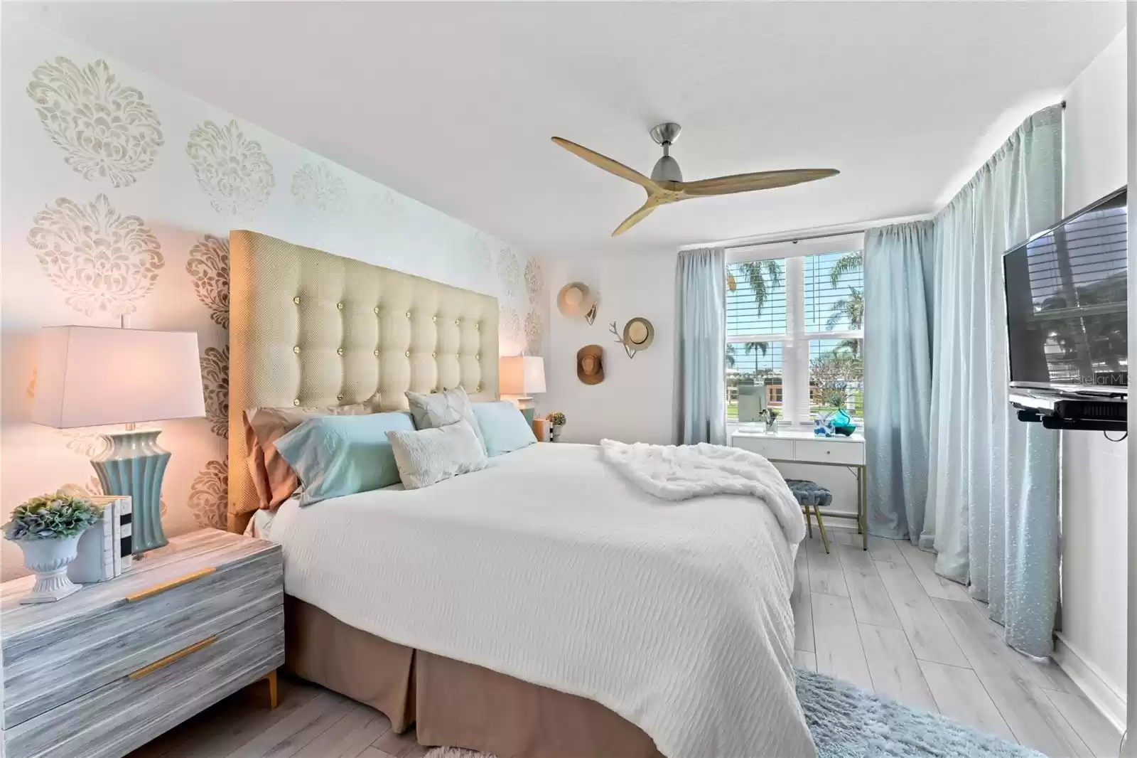 6021 BAHIA DEL MAR CIRCLE, SAINT PETERSBURG, Florida 33715, 2 Bedrooms Bedrooms, ,2 BathroomsBathrooms,Residential Lease,For Rent,BAHIA DEL MAR,MFRT3536792