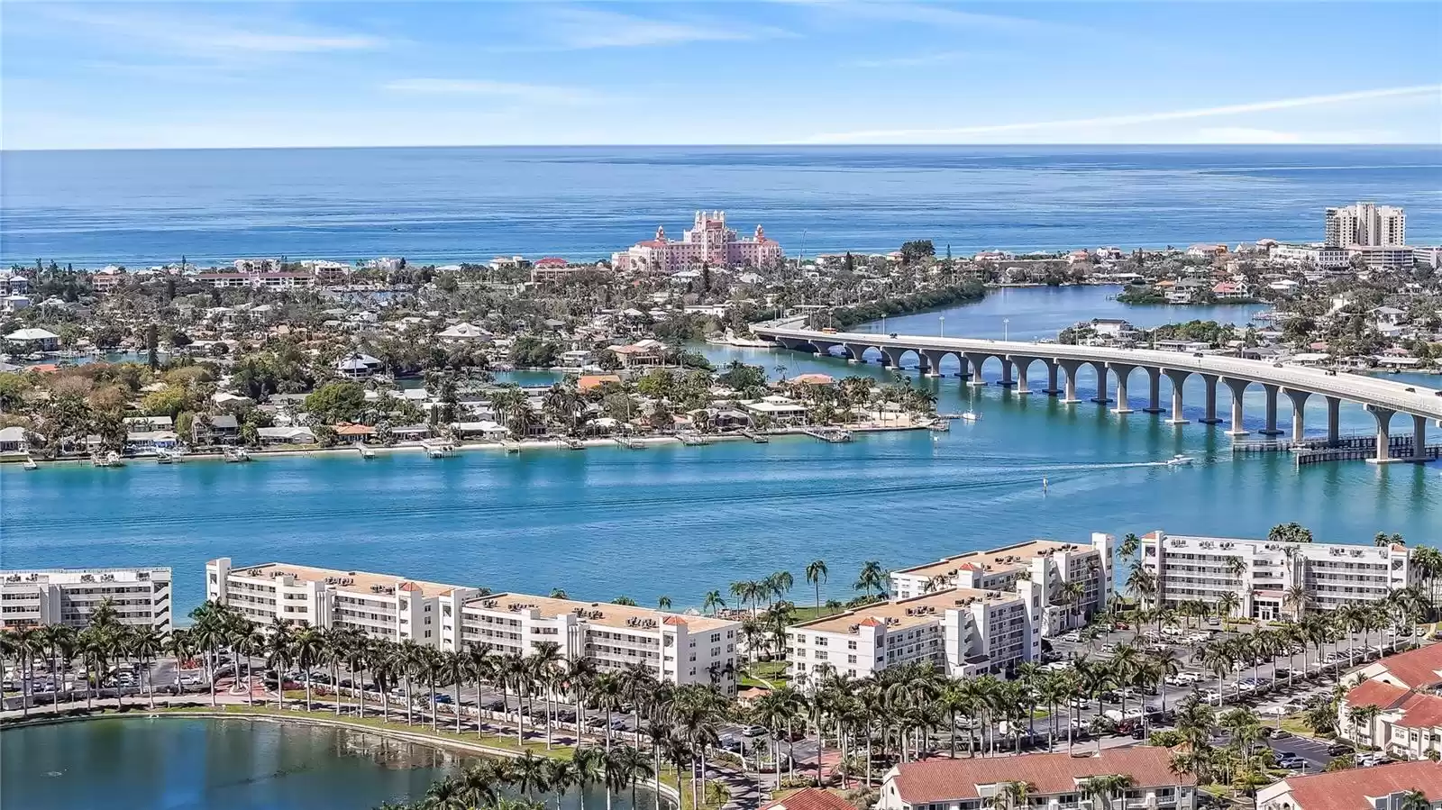 6021 BAHIA DEL MAR CIRCLE, SAINT PETERSBURG, Florida 33715, 2 Bedrooms Bedrooms, ,2 BathroomsBathrooms,Residential Lease,For Rent,BAHIA DEL MAR,MFRT3536792