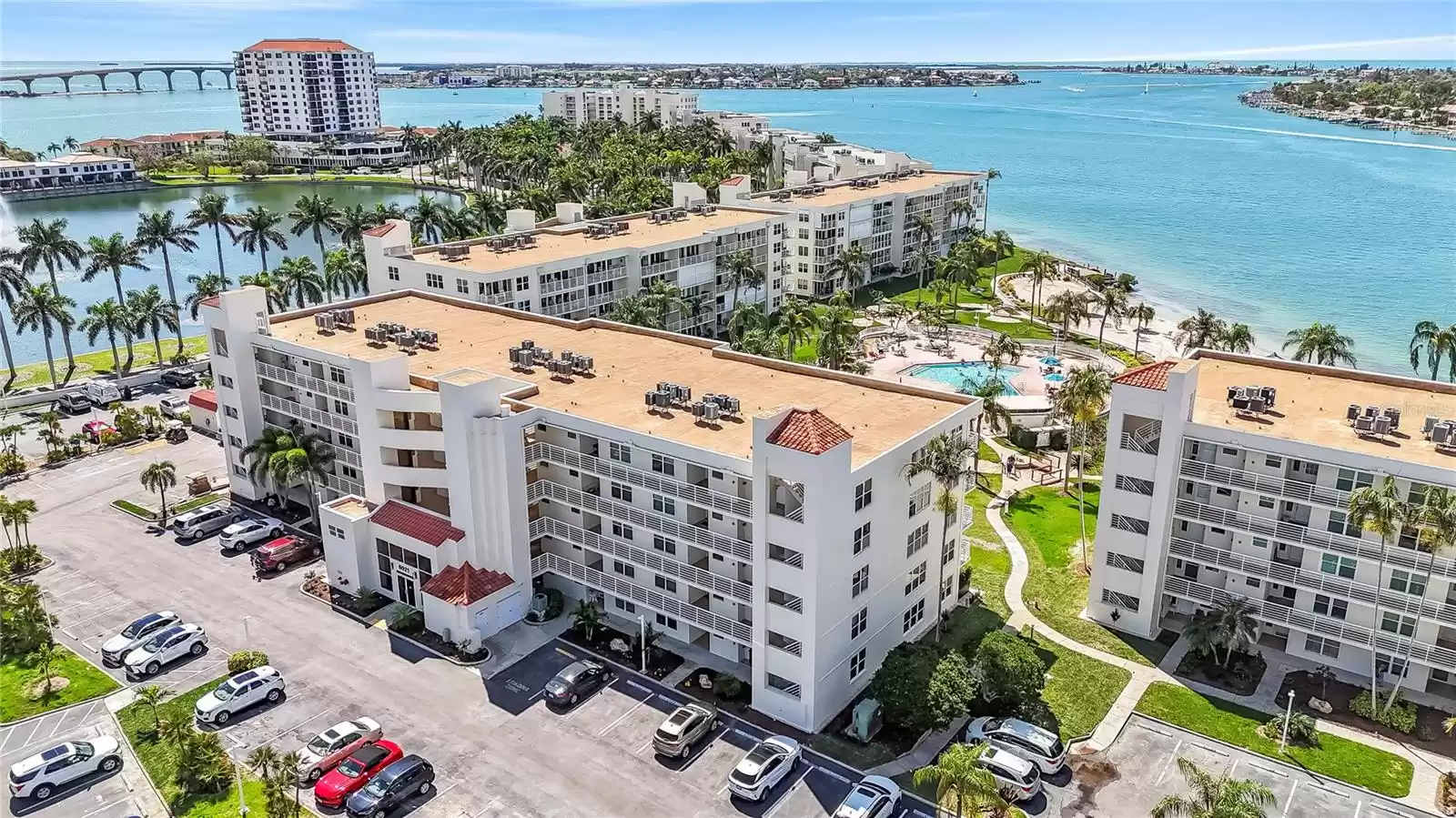 6021 BAHIA DEL MAR CIRCLE, SAINT PETERSBURG, Florida 33715, 2 Bedrooms Bedrooms, ,2 BathroomsBathrooms,Residential Lease,For Rent,BAHIA DEL MAR,MFRT3536792