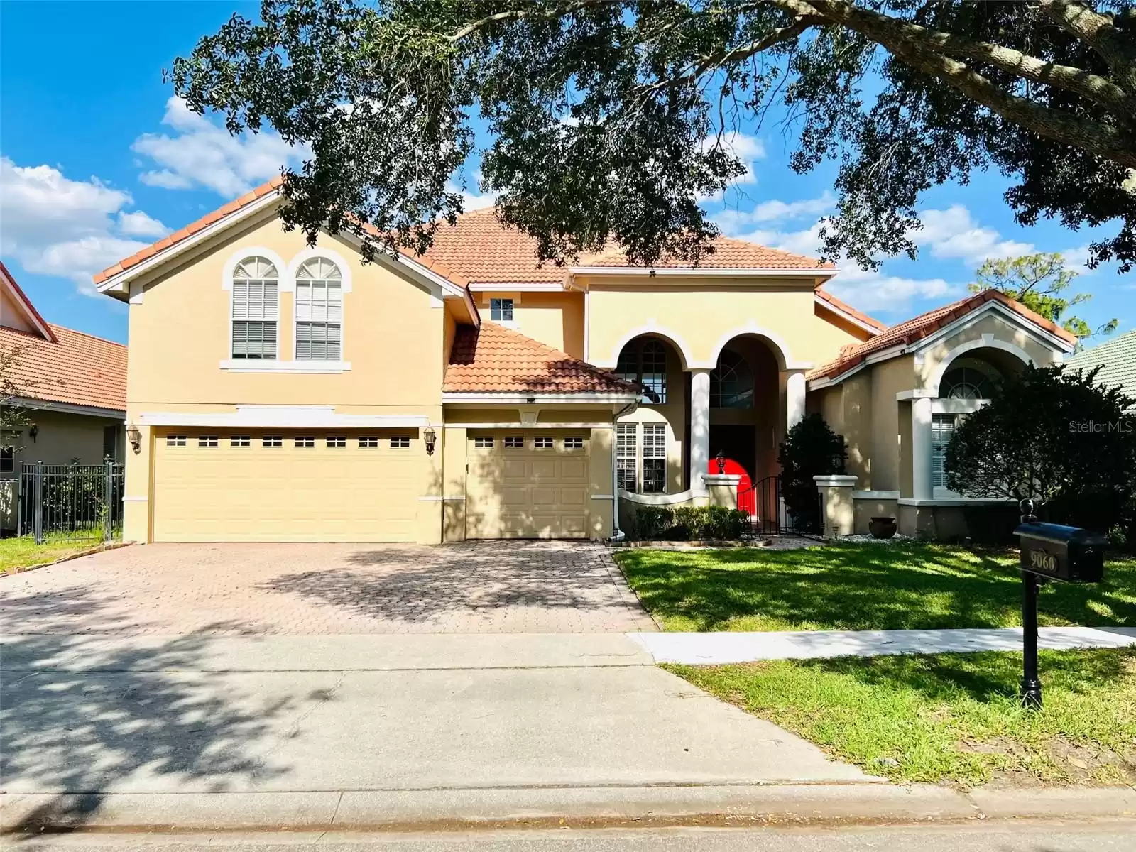 9060 HERITAGE BAY CIRCLE, ORLANDO, Florida 32836, 5 Bedrooms Bedrooms, ,4 BathroomsBathrooms,Residential,For Sale,HERITAGE BAY,MFRO6220084