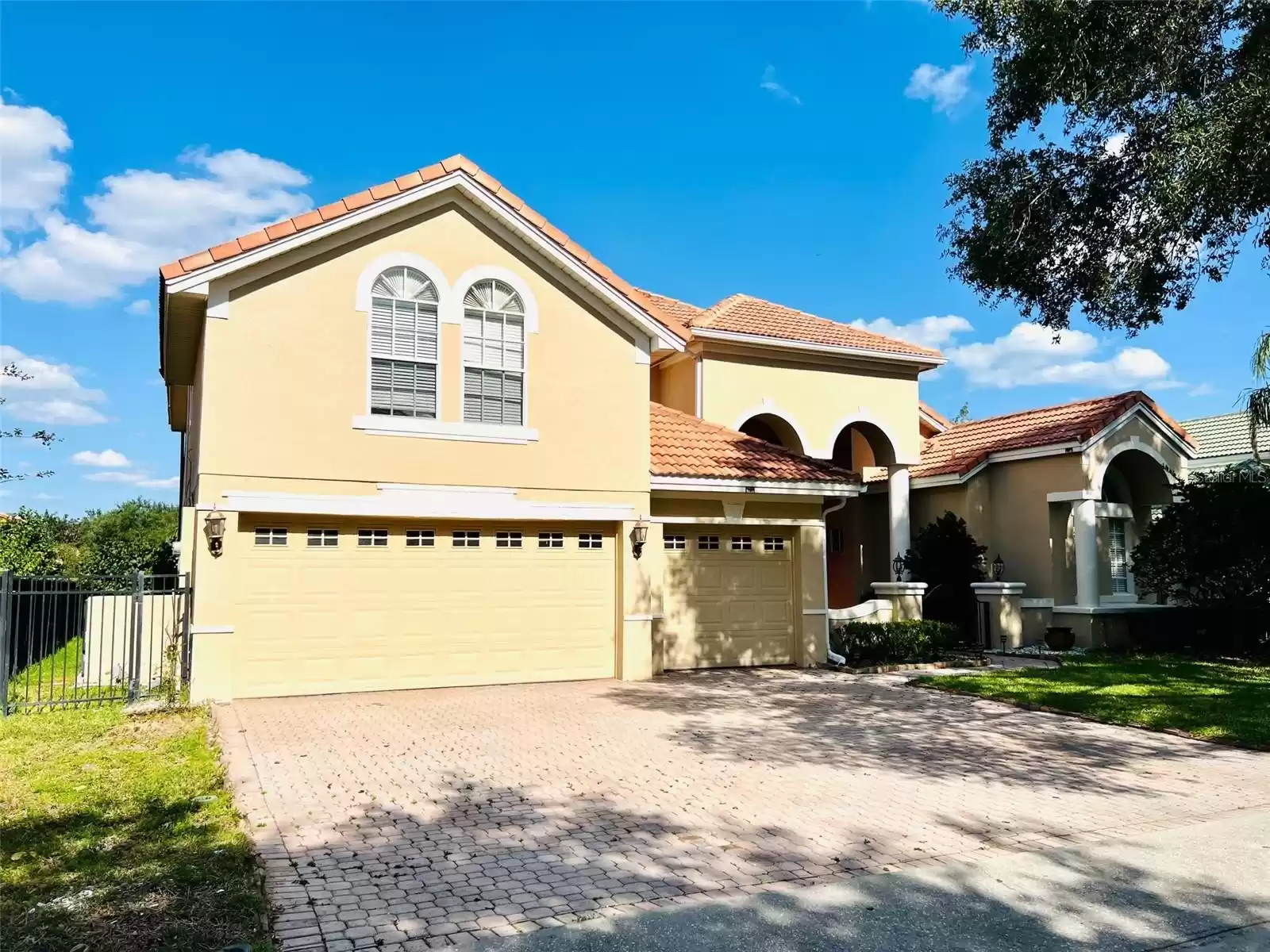 9060 HERITAGE BAY CIRCLE, ORLANDO, Florida 32836, 5 Bedrooms Bedrooms, ,4 BathroomsBathrooms,Residential,For Sale,HERITAGE BAY,MFRO6220084