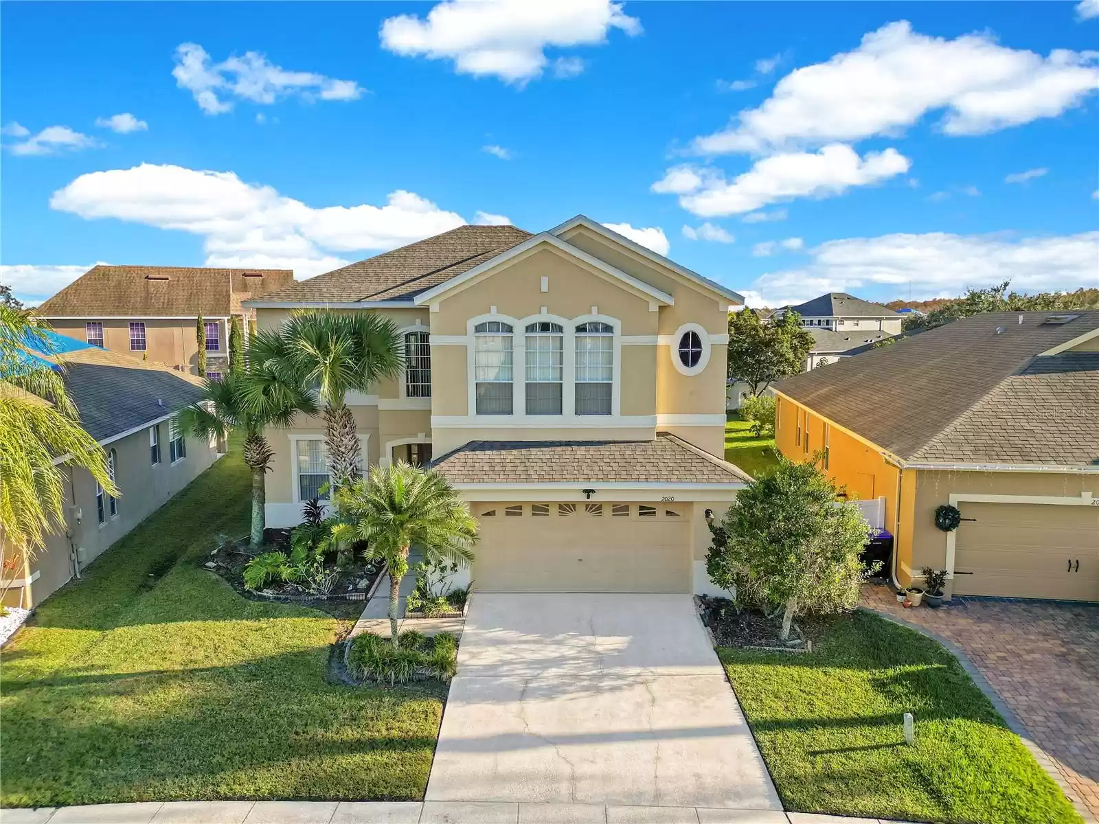 2020 WINDCREST LAKE CIRCLE, ORLANDO, Florida 32824, 4 Bedrooms Bedrooms, ,2 BathroomsBathrooms,Residential,For Sale,WINDCREST LAKE,MFRS5096591