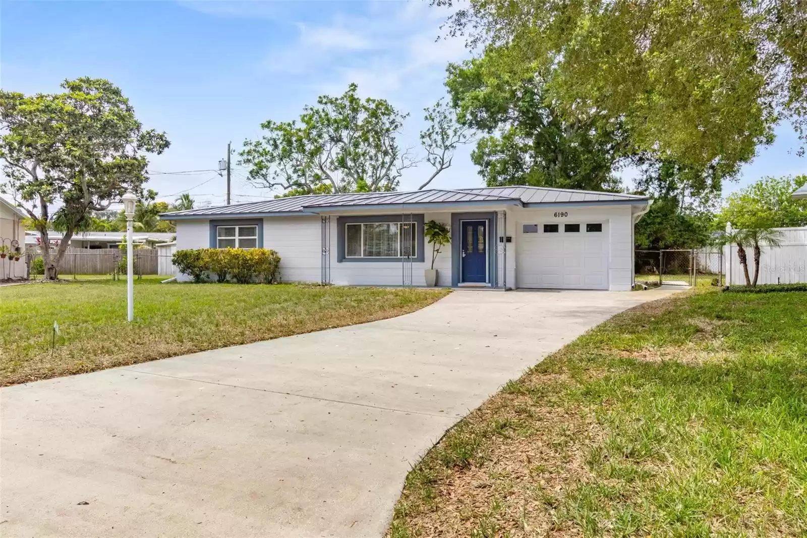 6190 36TH AVENUE, SAINT PETERSBURG, Florida 33710, 2 Bedrooms Bedrooms, ,1 BathroomBathrooms,Residential Lease,For Rent,36TH,MFRU8248848