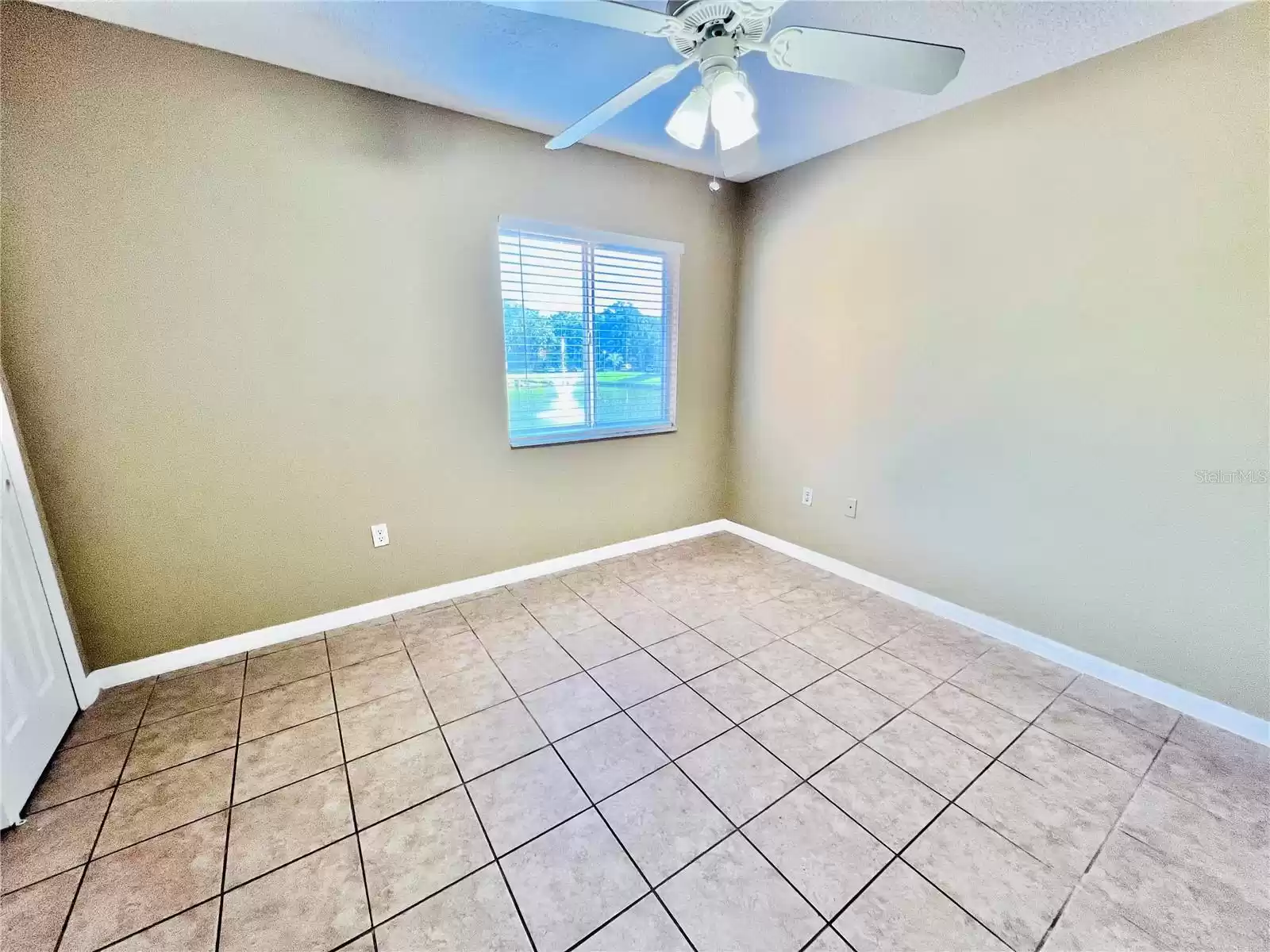 5334 PARADISE CAY CIRCLE, KISSIMMEE, Florida 34746, 3 Bedrooms Bedrooms, ,3 BathroomsBathrooms,Residential Lease,For Rent,PARADISE CAY,MFRS5107961