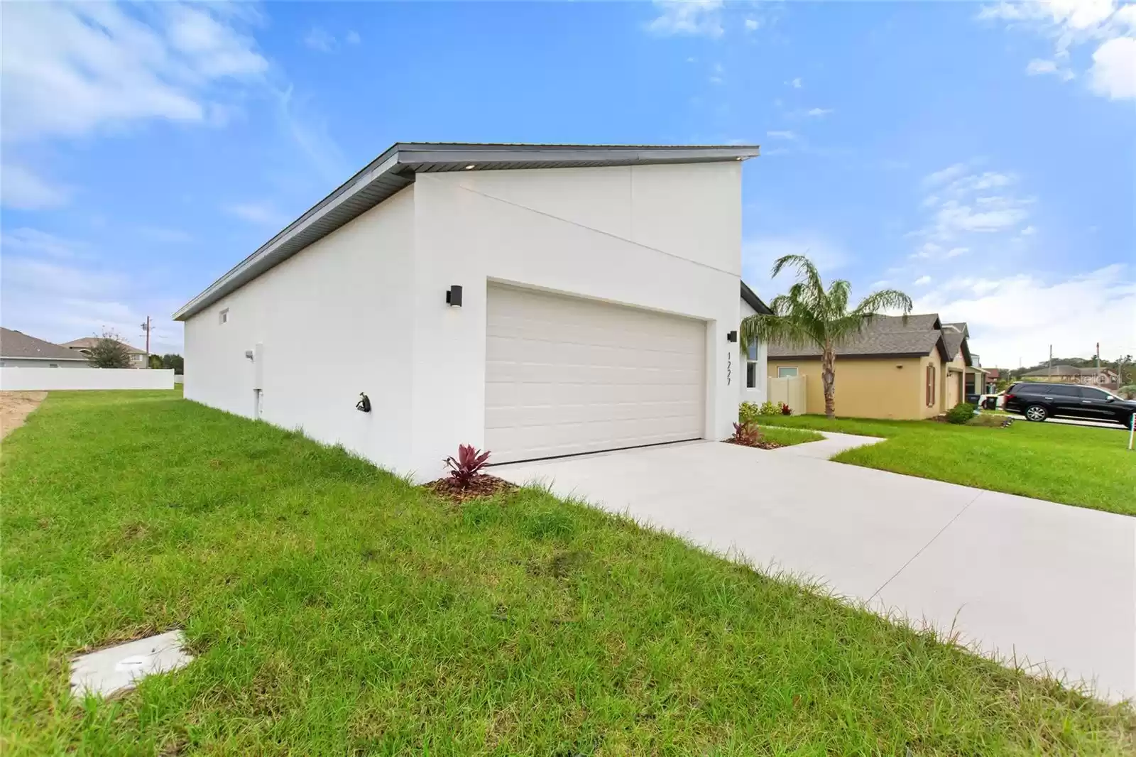 1227 PLATTE COURT, KISSIMMEE, Florida 34759, 4 Bedrooms Bedrooms, ,2 BathroomsBathrooms,Residential Lease,For Rent,PLATTE,MFRO6220693